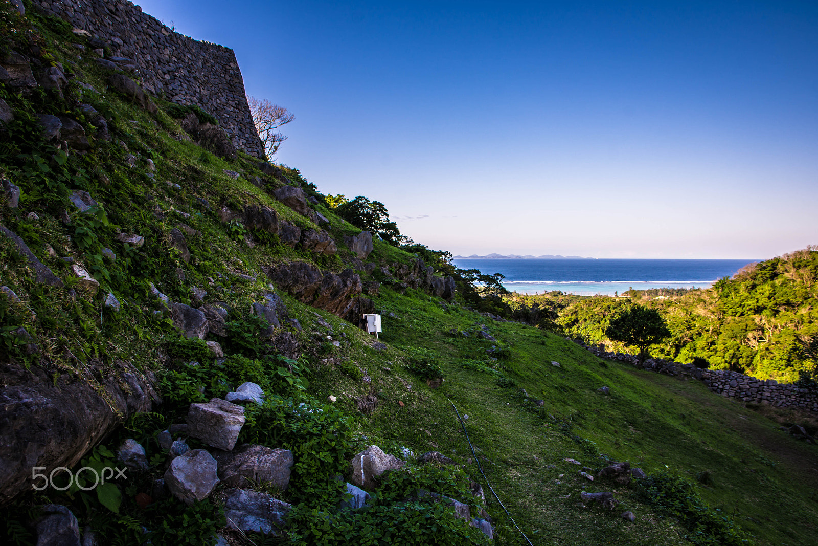 Sigma 17-70mm F2.8-4 DC Macro OS HSM | C sample photo. Nakijin castle remains (world heritage) photography