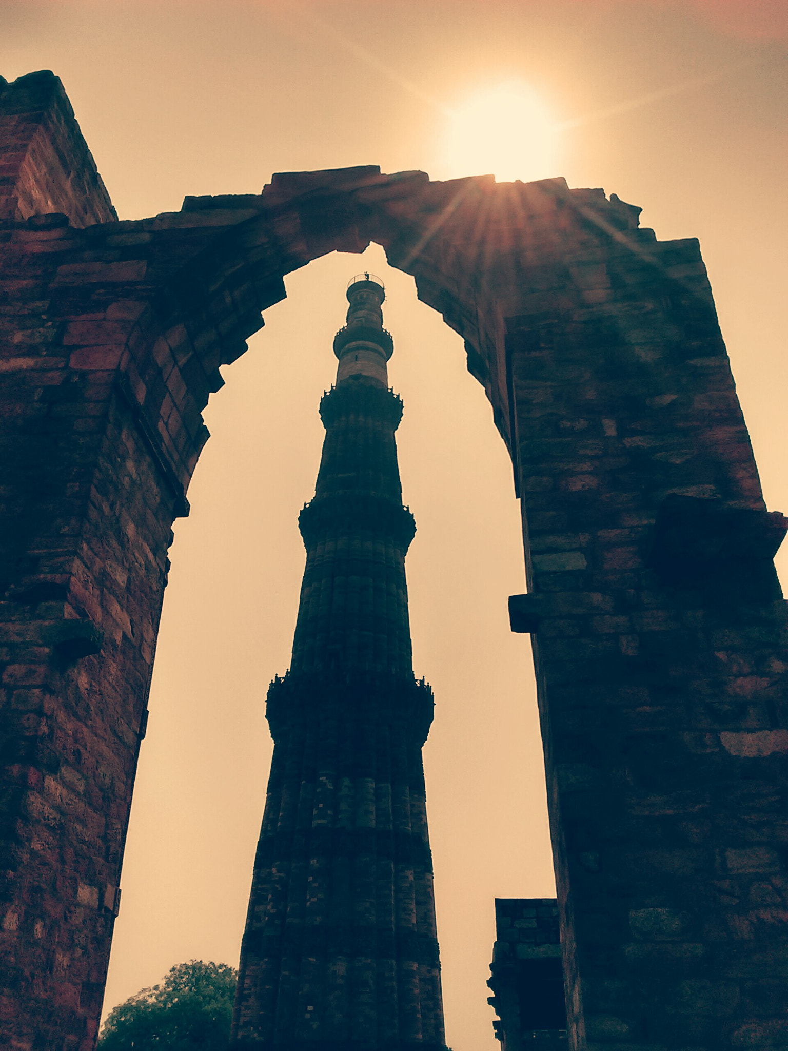 Motorola MotoE2 sample photo. Qutub minar photography