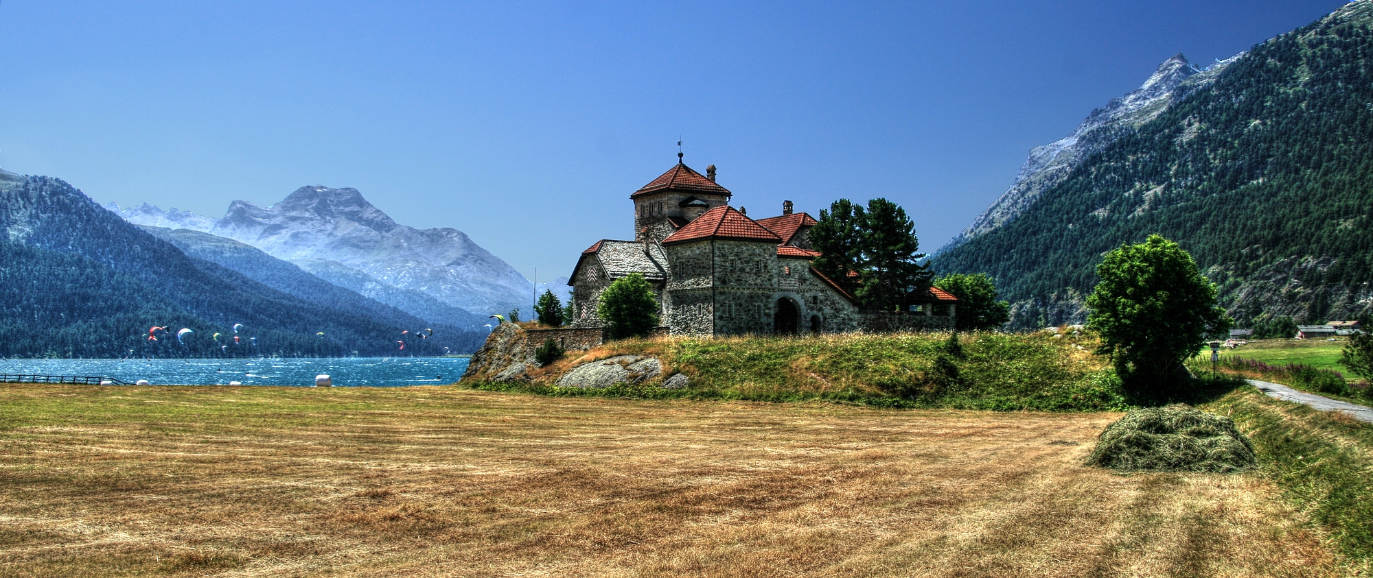 Canon EF-S 17-85mm F4-5.6 IS USM sample photo. Lake house photography
