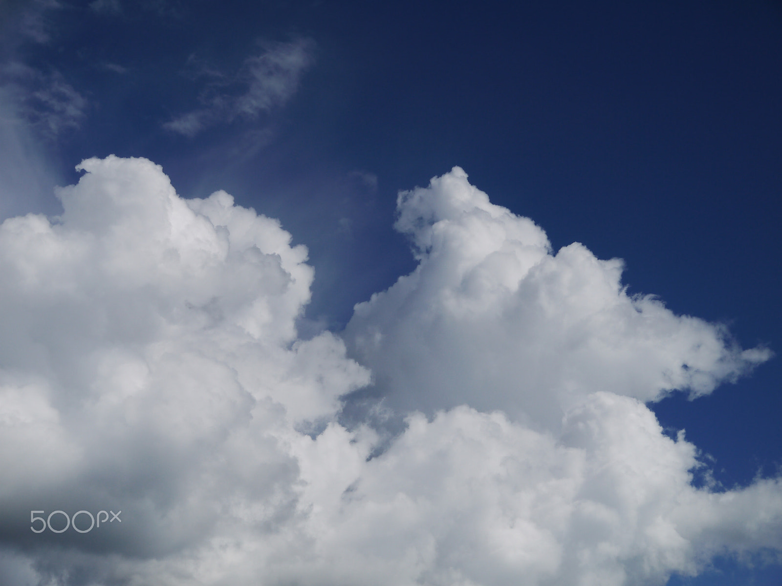 Panasonic Lumix DMC-G2 sample photo. Blue sky with cloud closeup photography