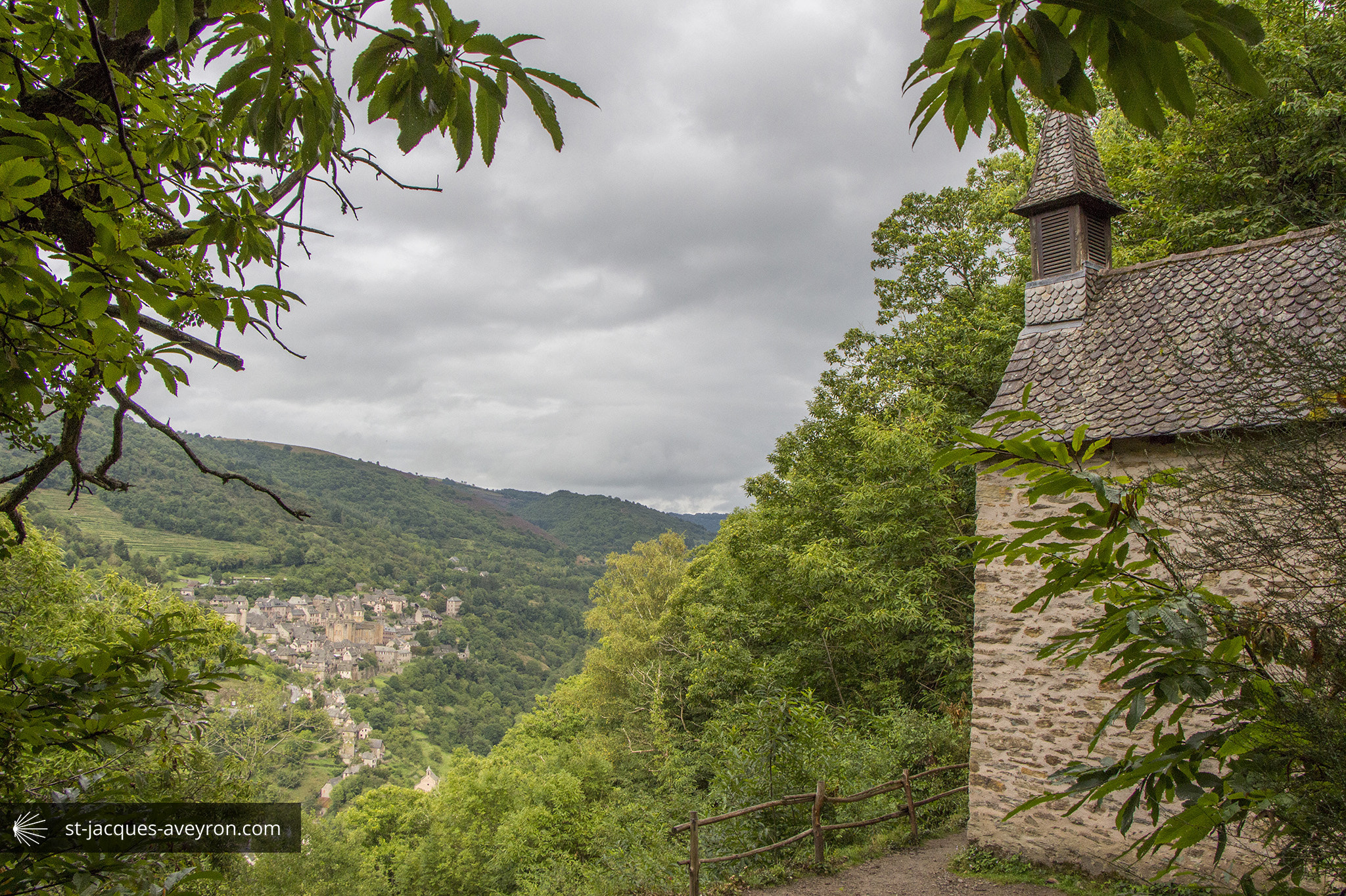 Canon EOS 650D (EOS Rebel T4i / EOS Kiss X6i) sample photo. Conques, chapelle sainte foy photography