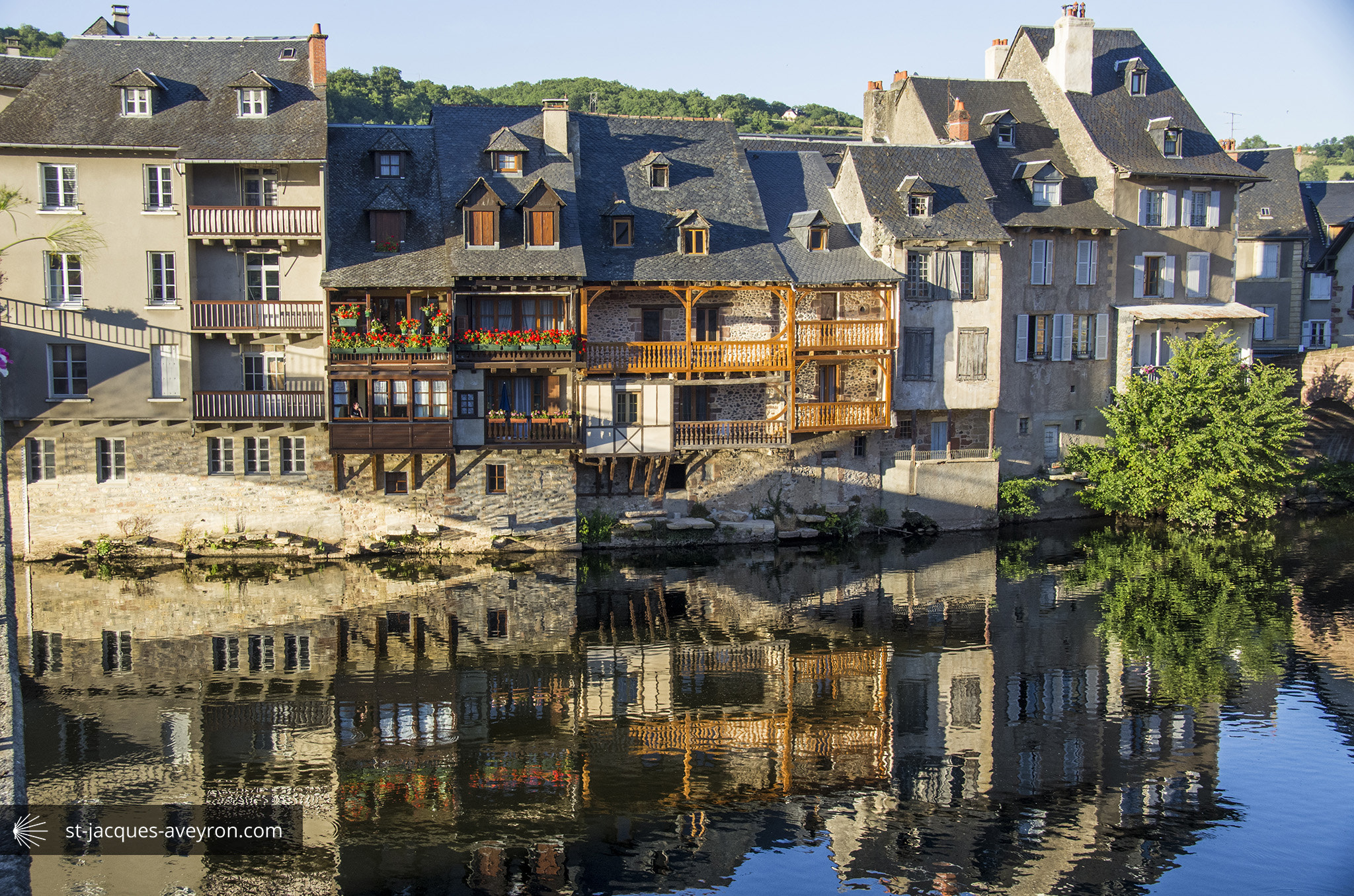 Pentax K-5 sample photo. Espalion vue du village photography