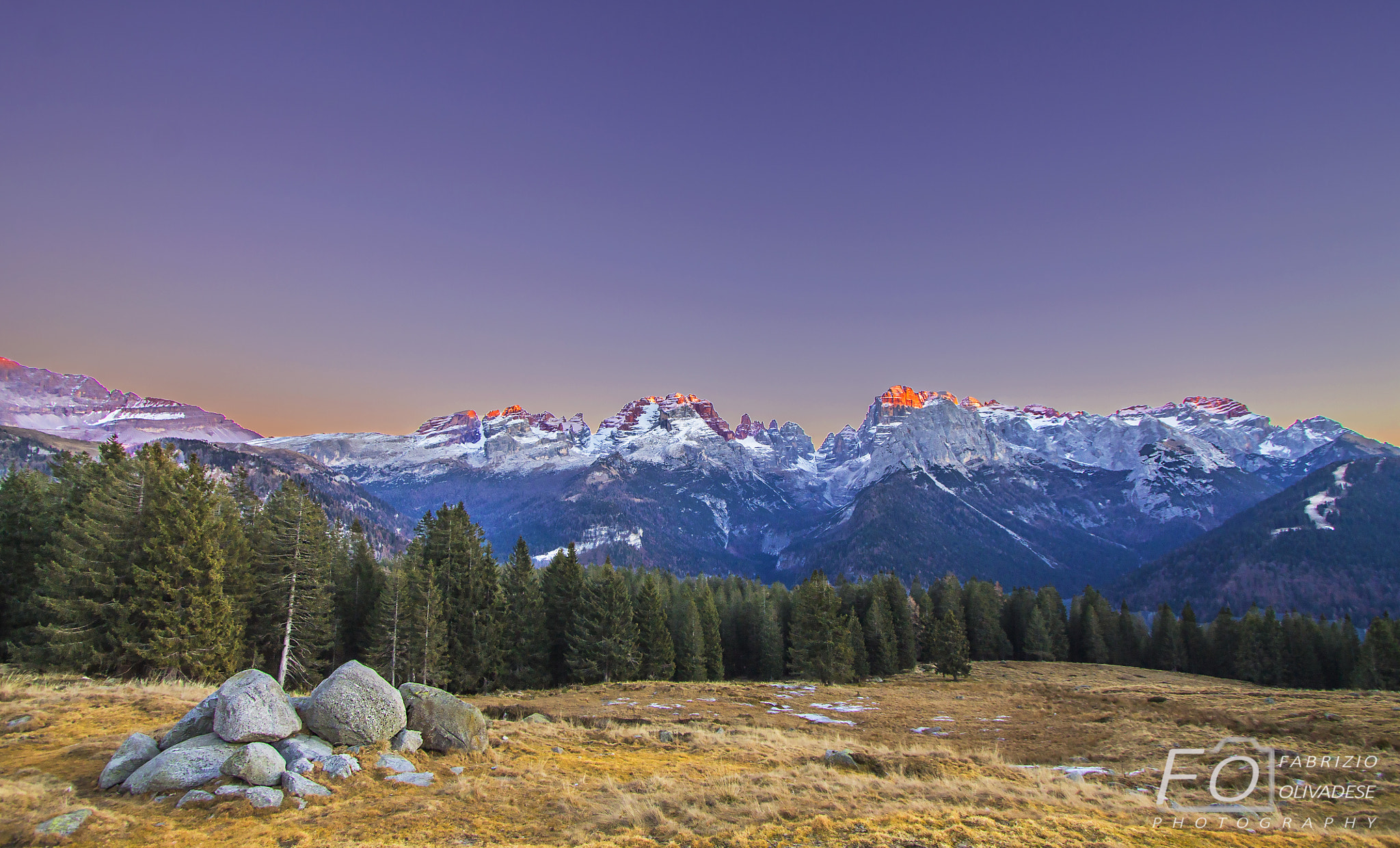 Canon EF-S 10-22mm F3.5-4.5 USM sample photo. Watch a sunset at least once a day photography