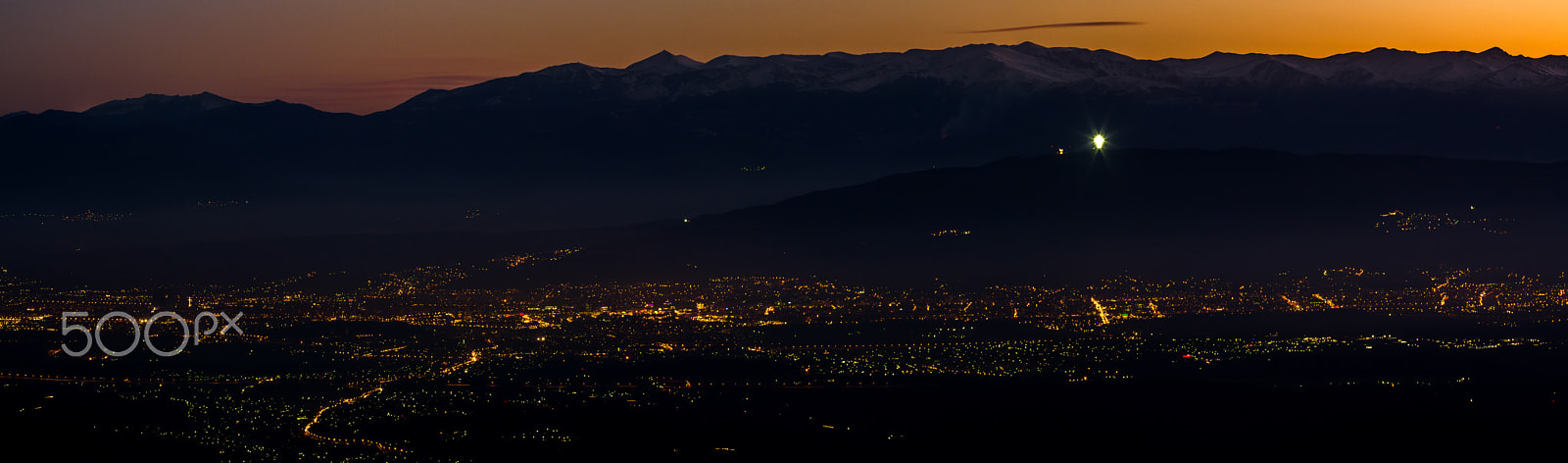 Sigma 55-200mm F4-5.6 DC HSM sample photo. City panorama in winter photography