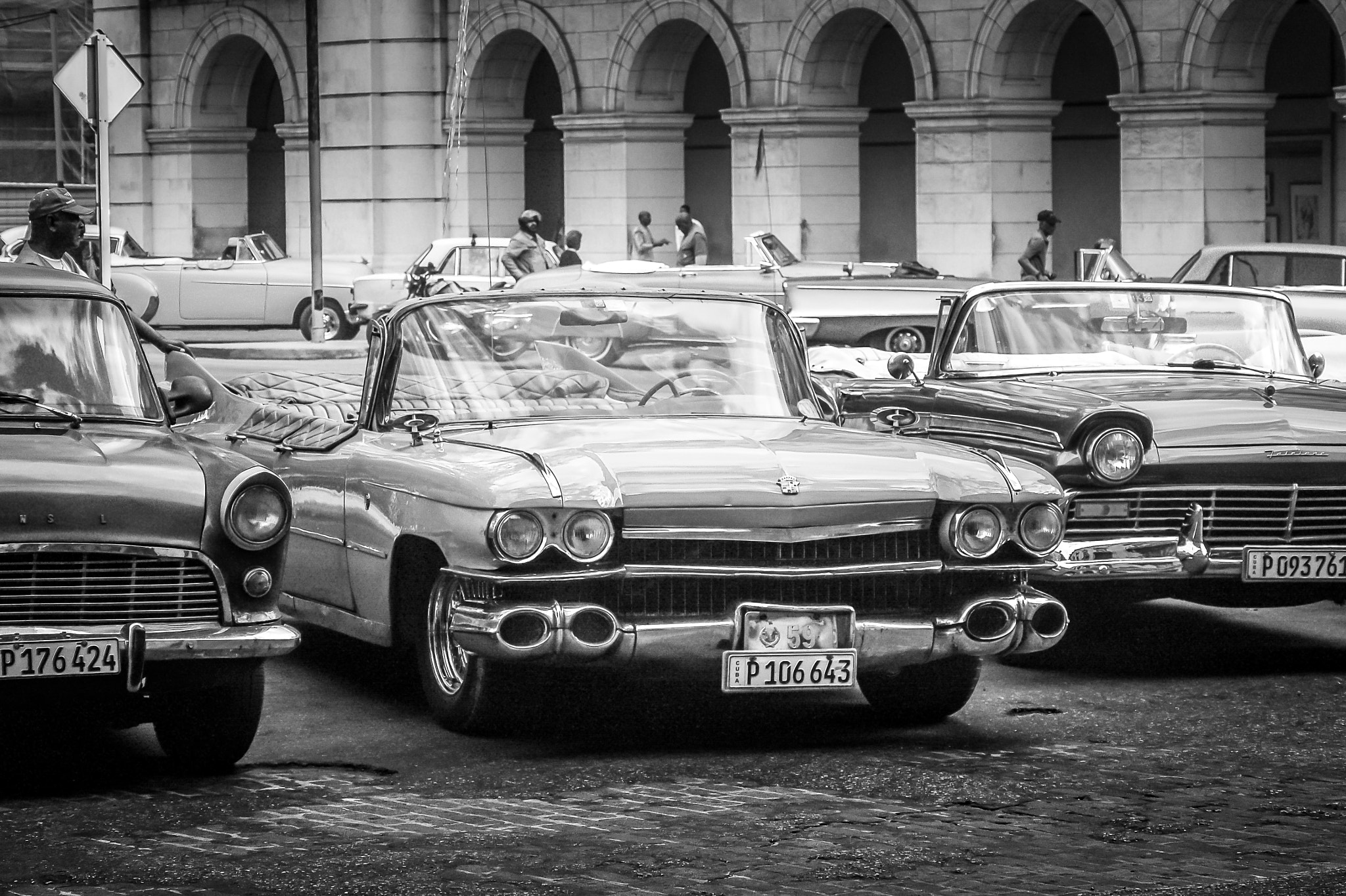 Nikon 1 V2 sample photo. Caddy '59 havana cuba photography