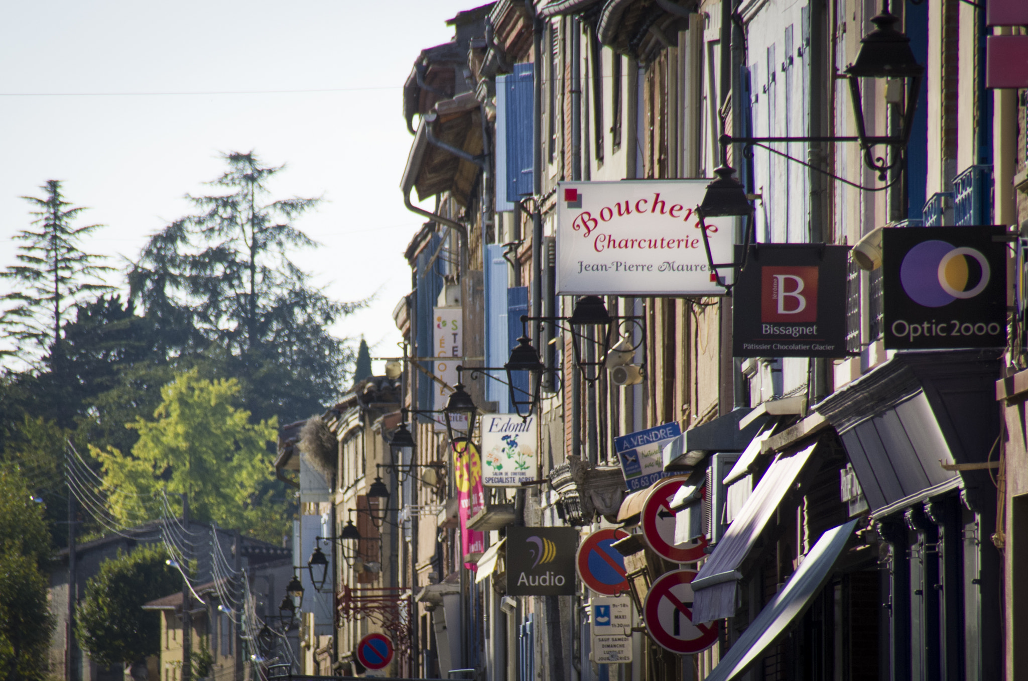 Pentax K-5 sample photo. Ville de beaumont-de-lomagne photography