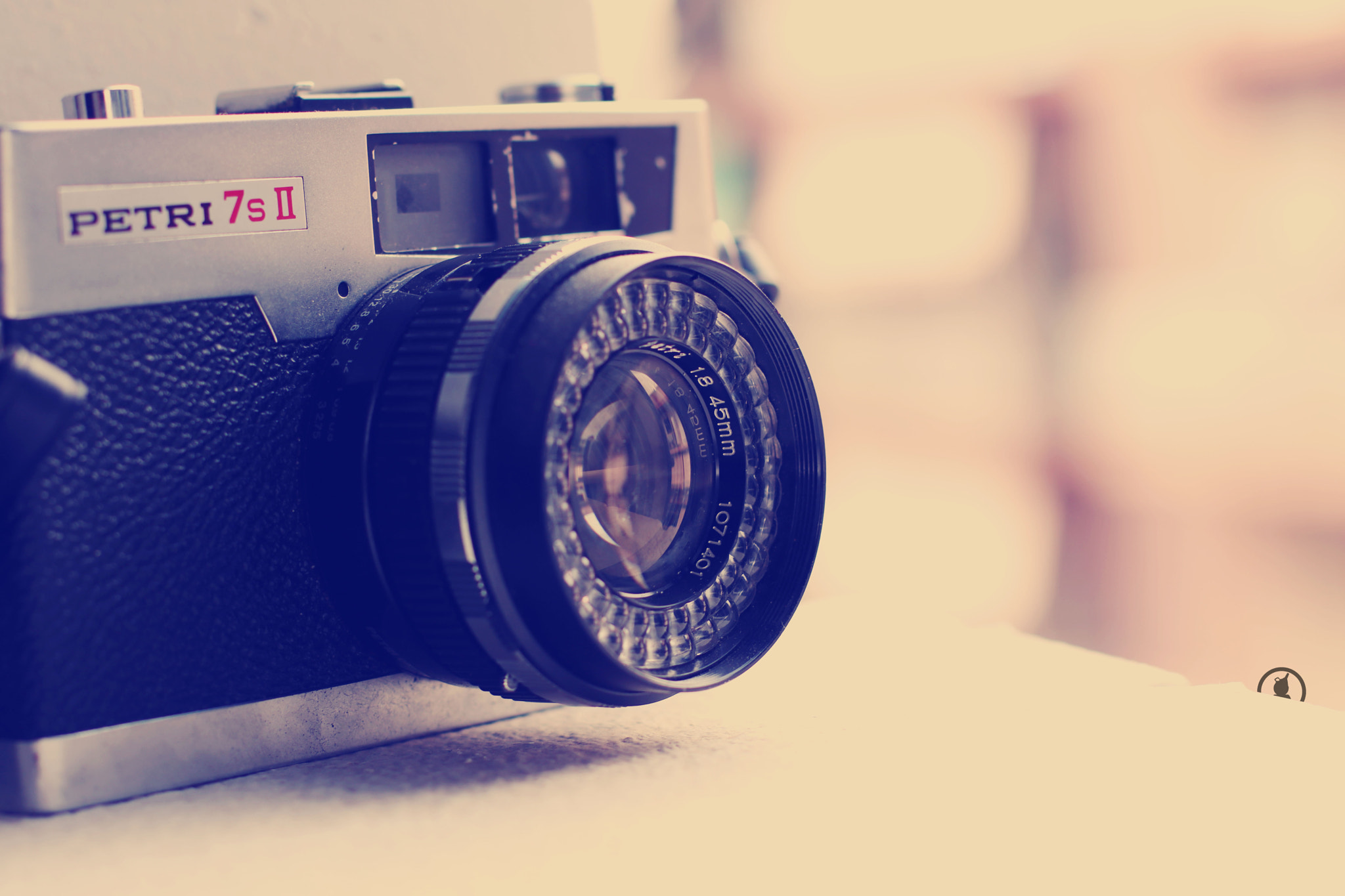 Canon EOS 750D (EOS Rebel T6i / EOS Kiss X8i) + Canon EF 50mm F1.4 USM sample photo. Classic photography