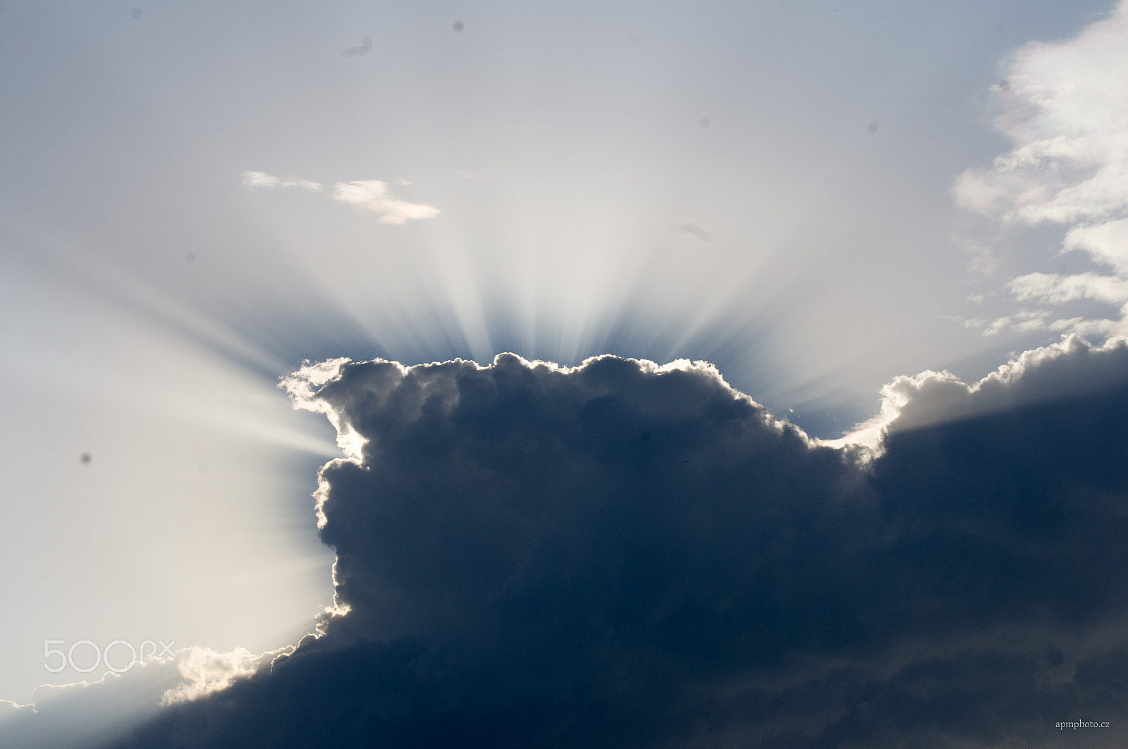 Tamron AF 18-200mm F3.5-6.3 XR Di II LD Aspherical (IF) Macro sample photo. Shining clouds photography