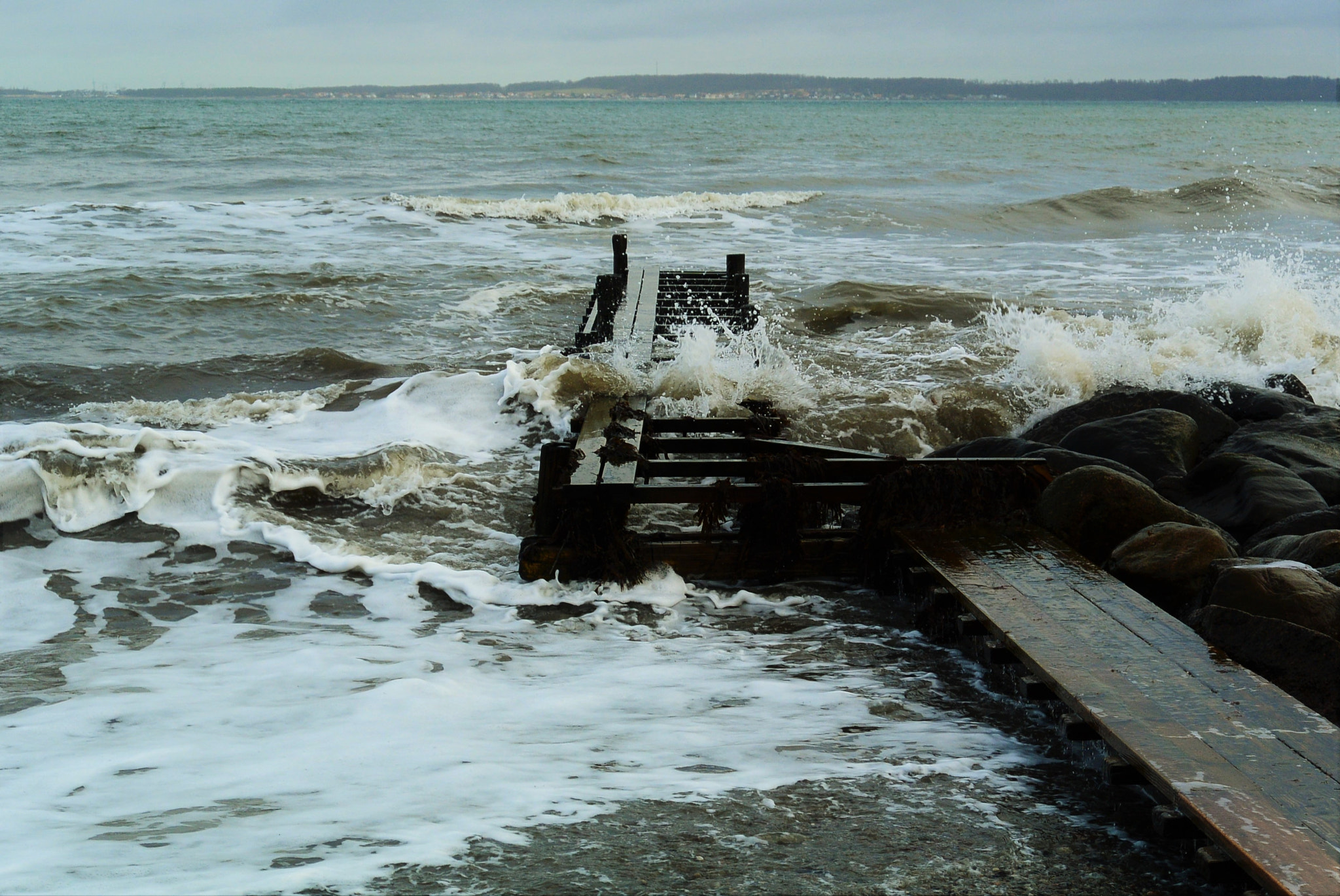 Nikon 1 S1 sample photo. On a stormy day like this... photography