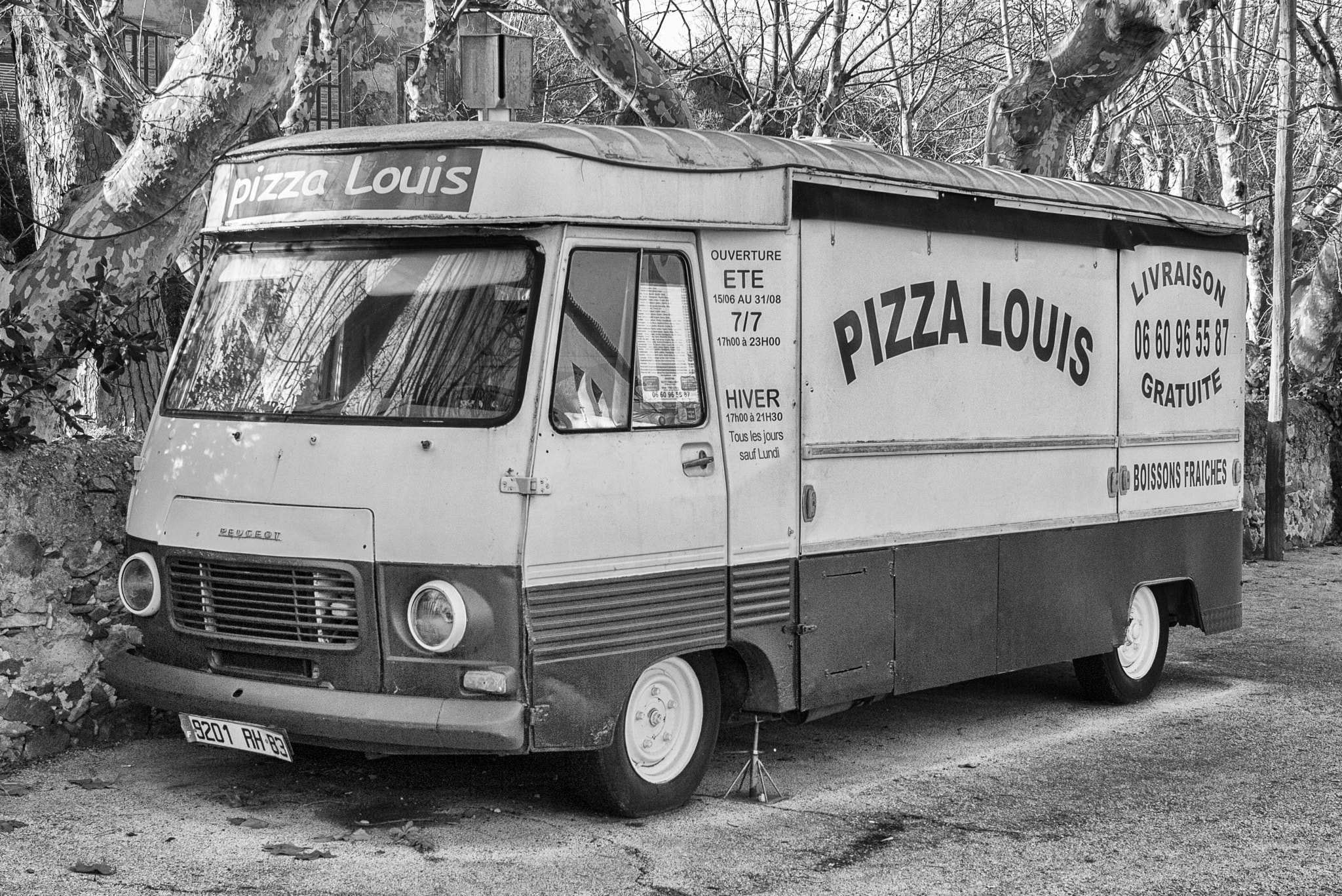 Canon EOS 650D (EOS Rebel T4i / EOS Kiss X6i) sample photo. Pizza louis photography