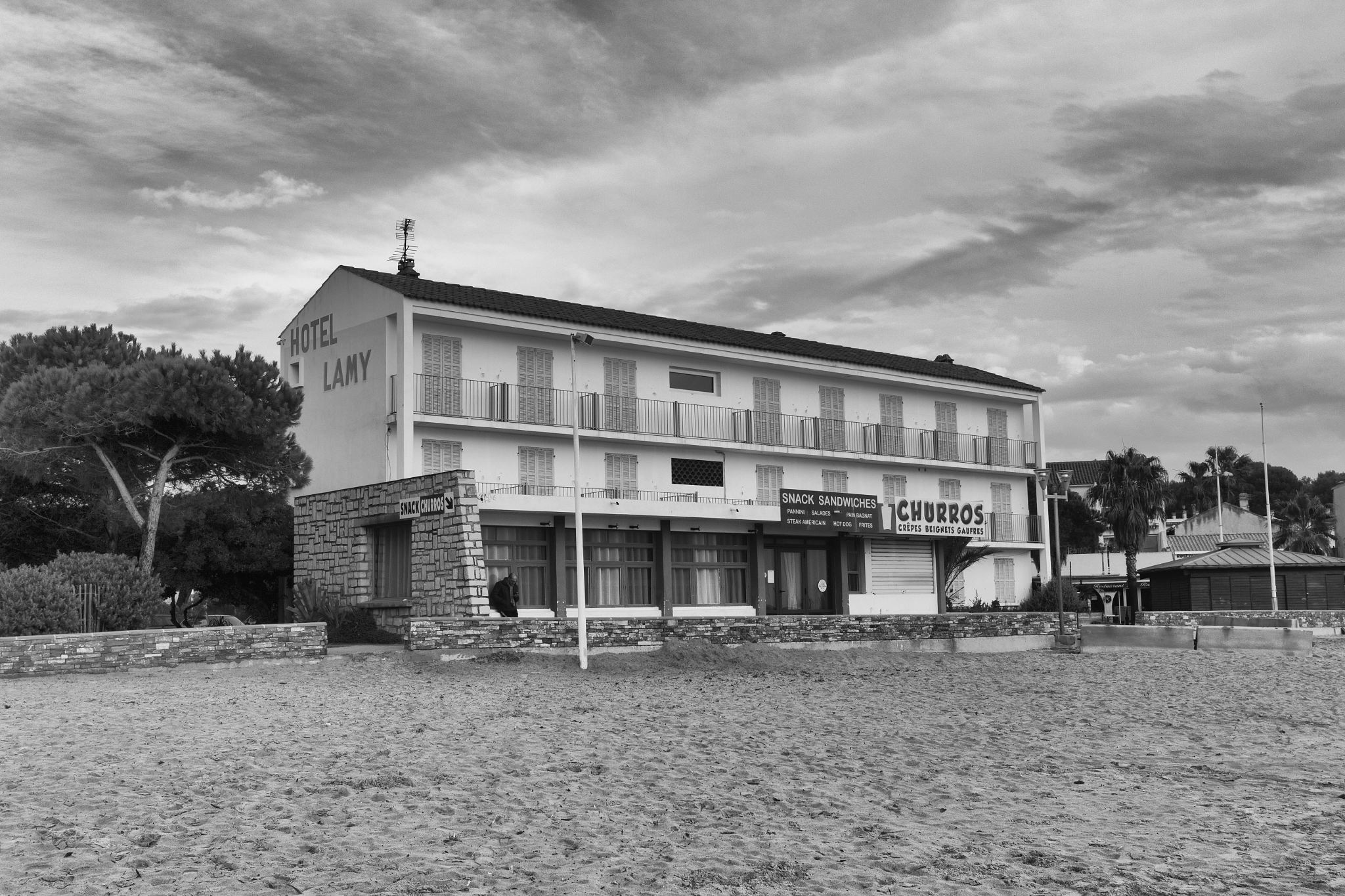Canon EOS 650D (EOS Rebel T4i / EOS Kiss X6i) sample photo. Hotel lamy photography