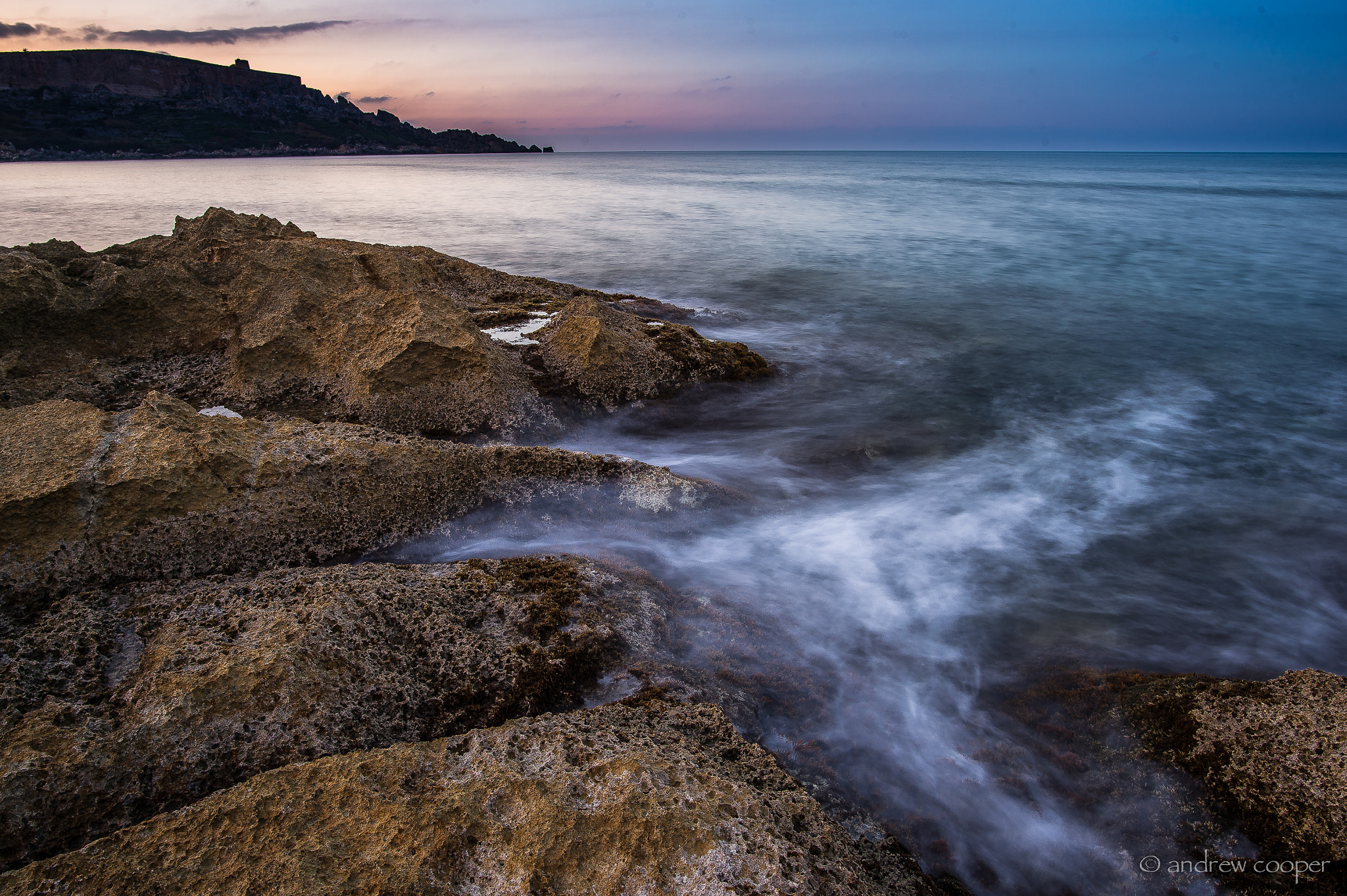 Nikon Df + Nikon AF-S Nikkor 20mm F1.8G ED sample photo. Gentle lapping photography