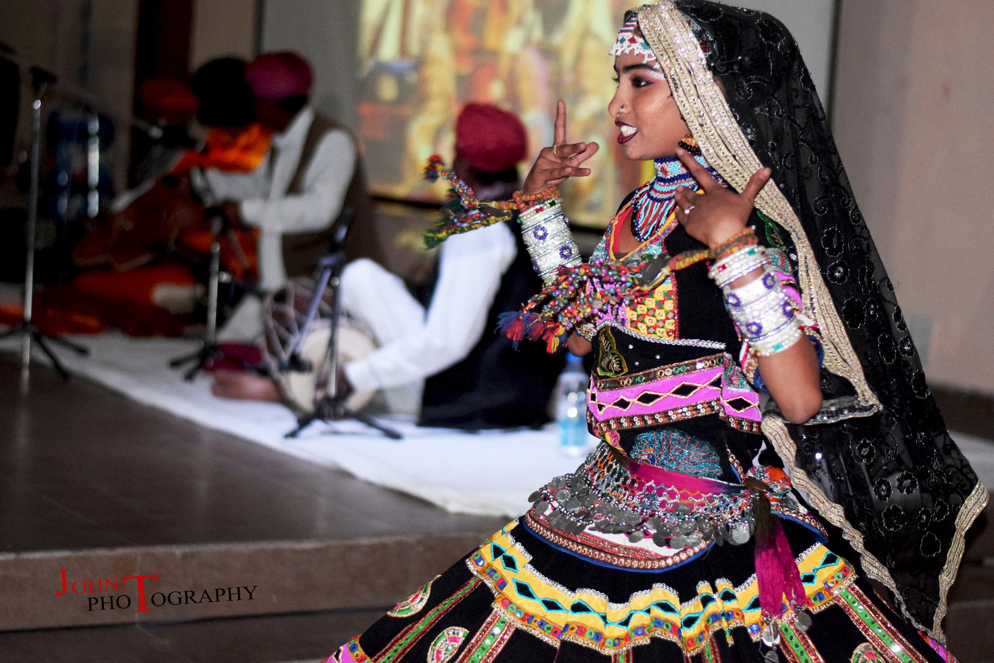 AF Zoom-Nikkor 28-80mm f/3.3-5.6G sample photo. Rajasthani dance photography