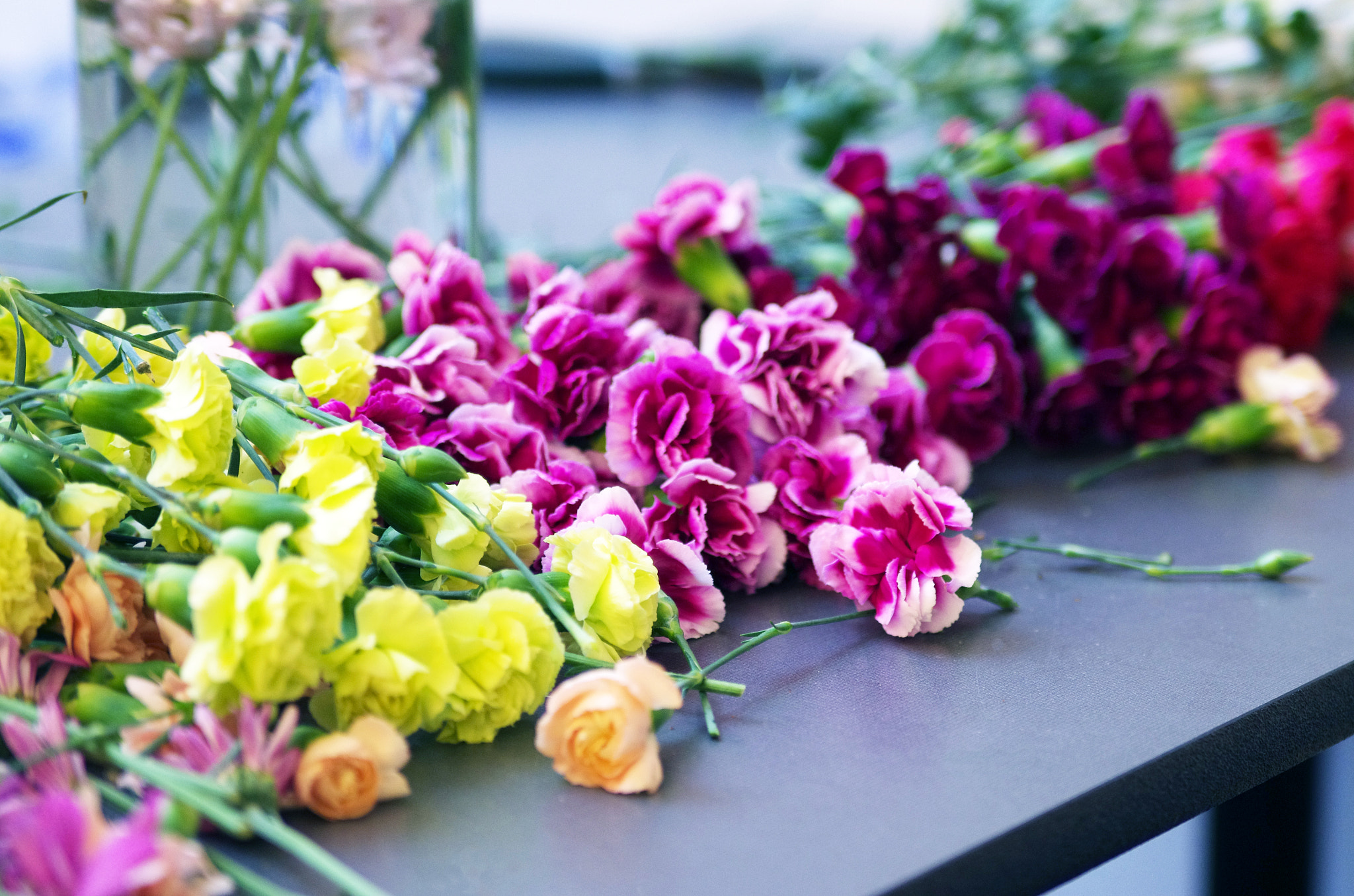 Tamron AF 28-75mm F2.8 XR Di LD Aspherical (IF) sample photo. Florist photography