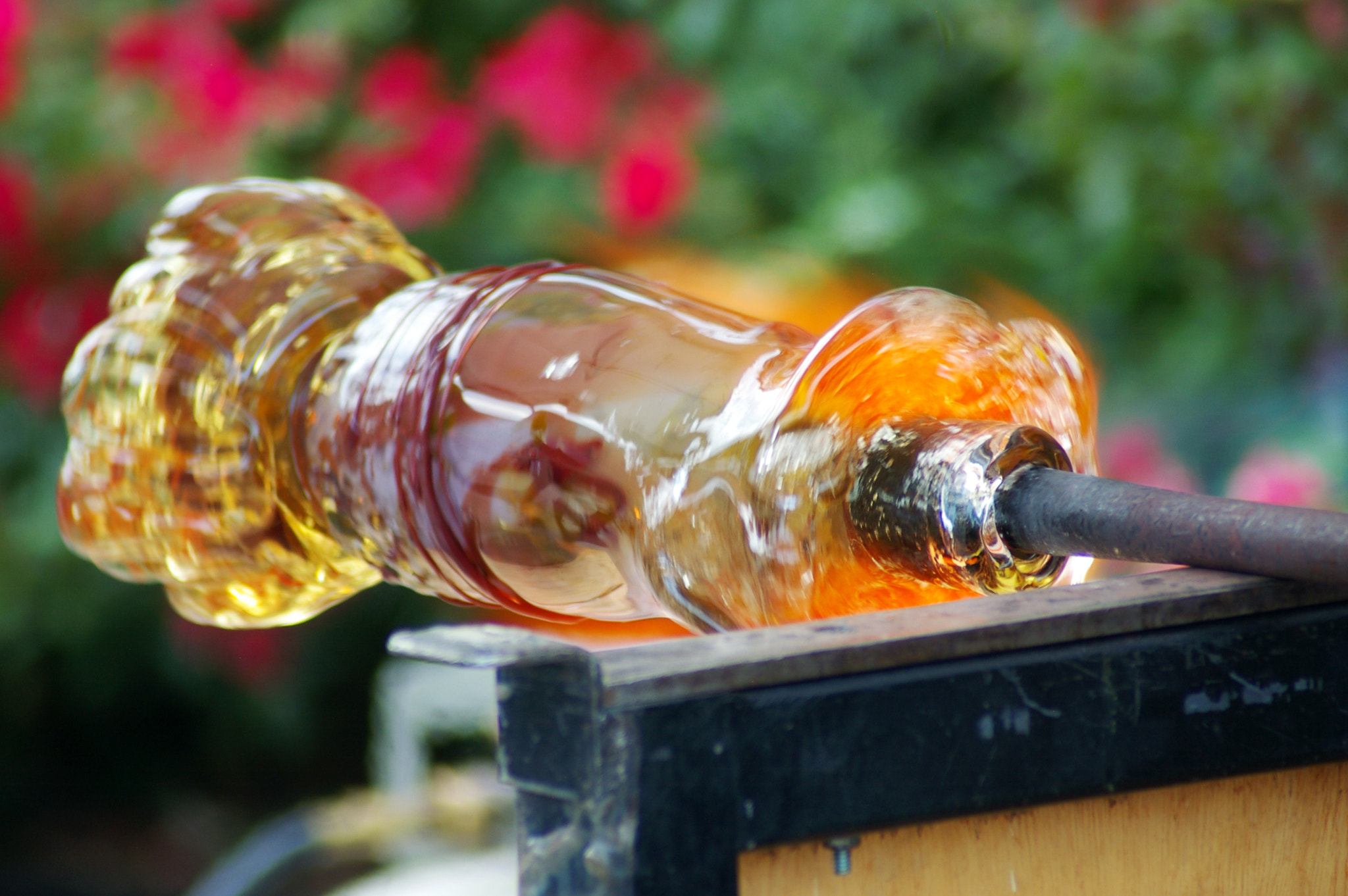 Pentax *ist DL sample photo. Glass blower photography