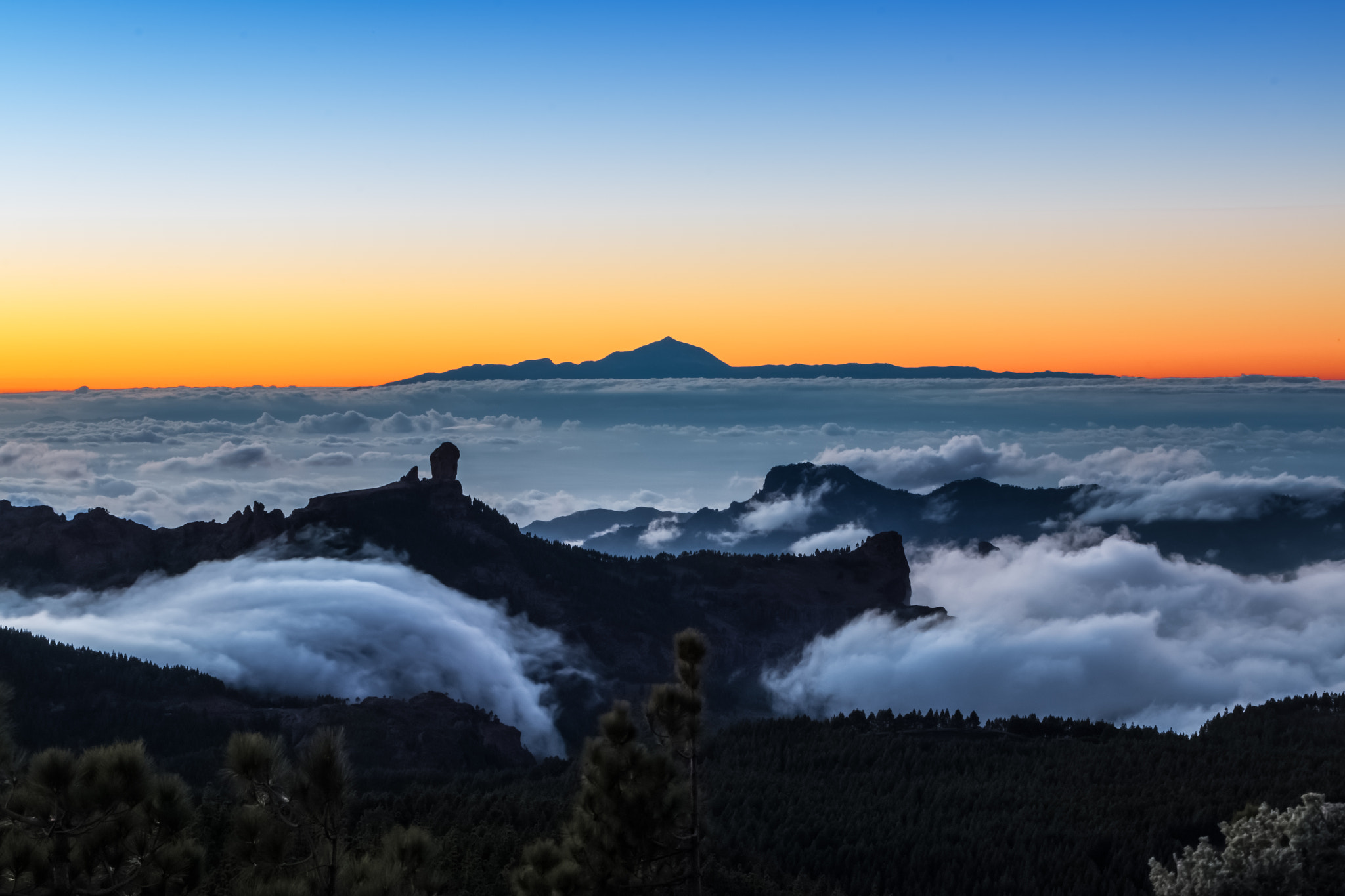 Canon EF 28-105mm f/3.5-4.5 USM sample photo. Cascade of clouds photography