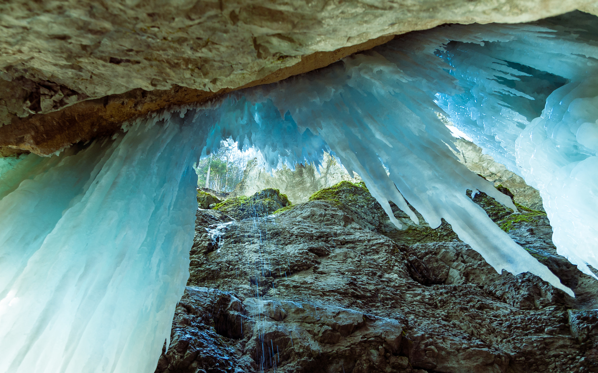 Sony Alpha DSLR-A300 sample photo. Heaven of ice photography