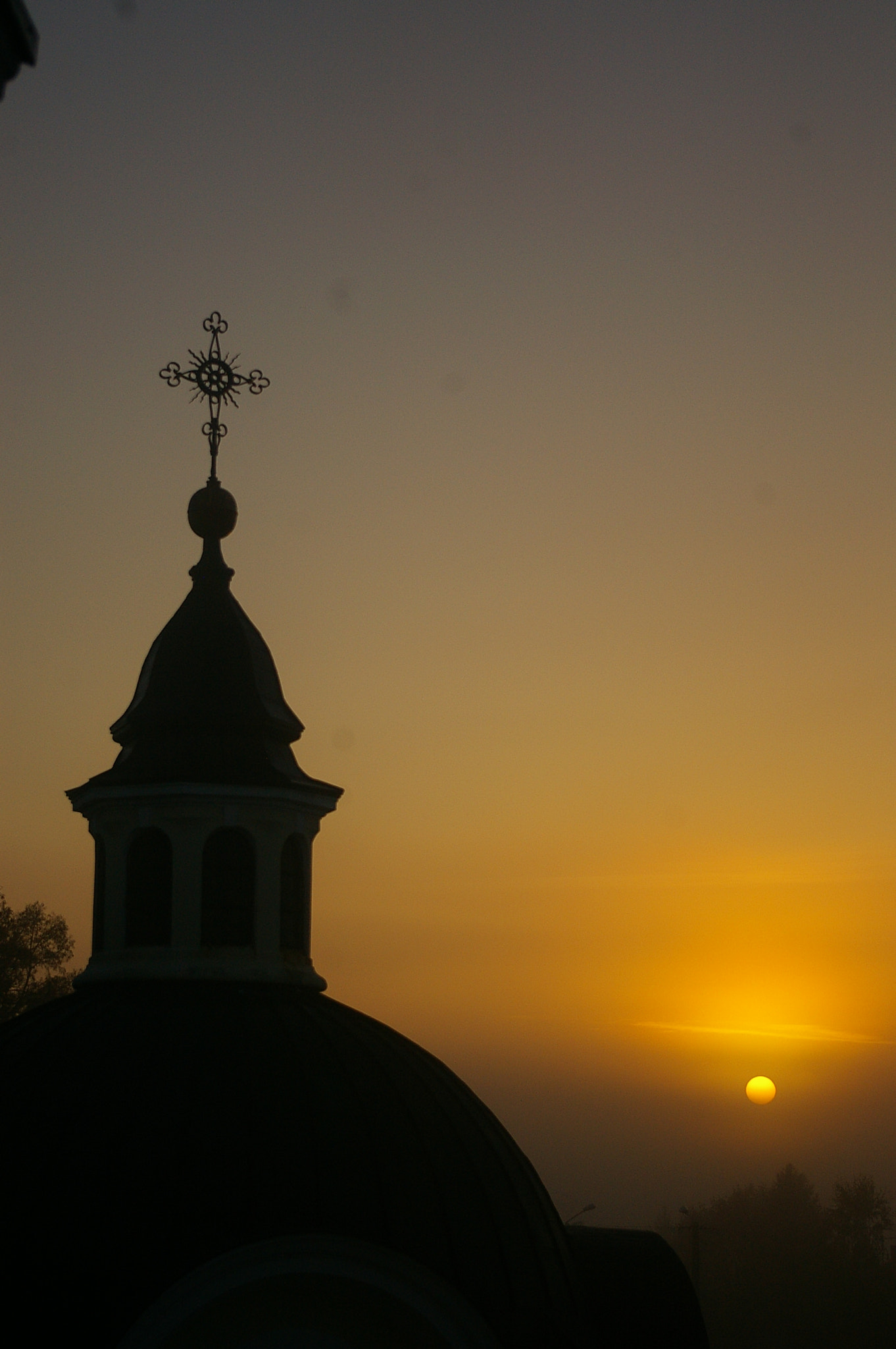 Pentax *ist DL2 sample photo. Mystic misty sunrise photography