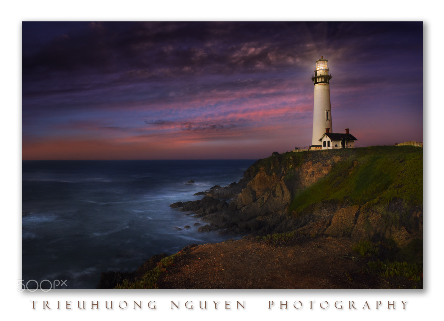 Nikon AF-S Nikkor 17-35mm F2.8D ED-IF sample photo. Lighthouse photography