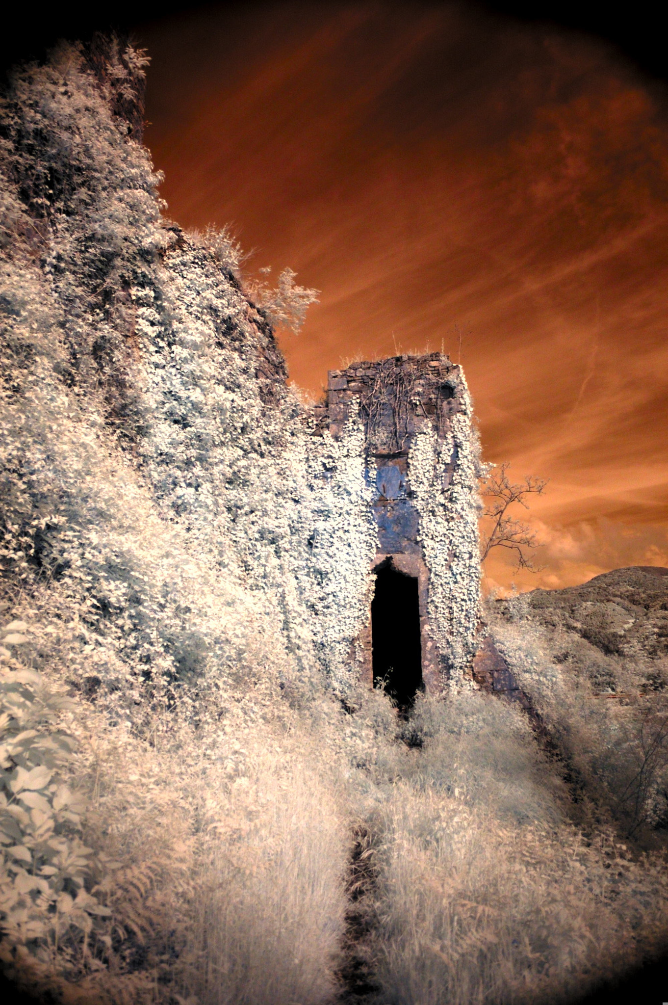 Nikon D70 sample photo. La rocca dormiente photography