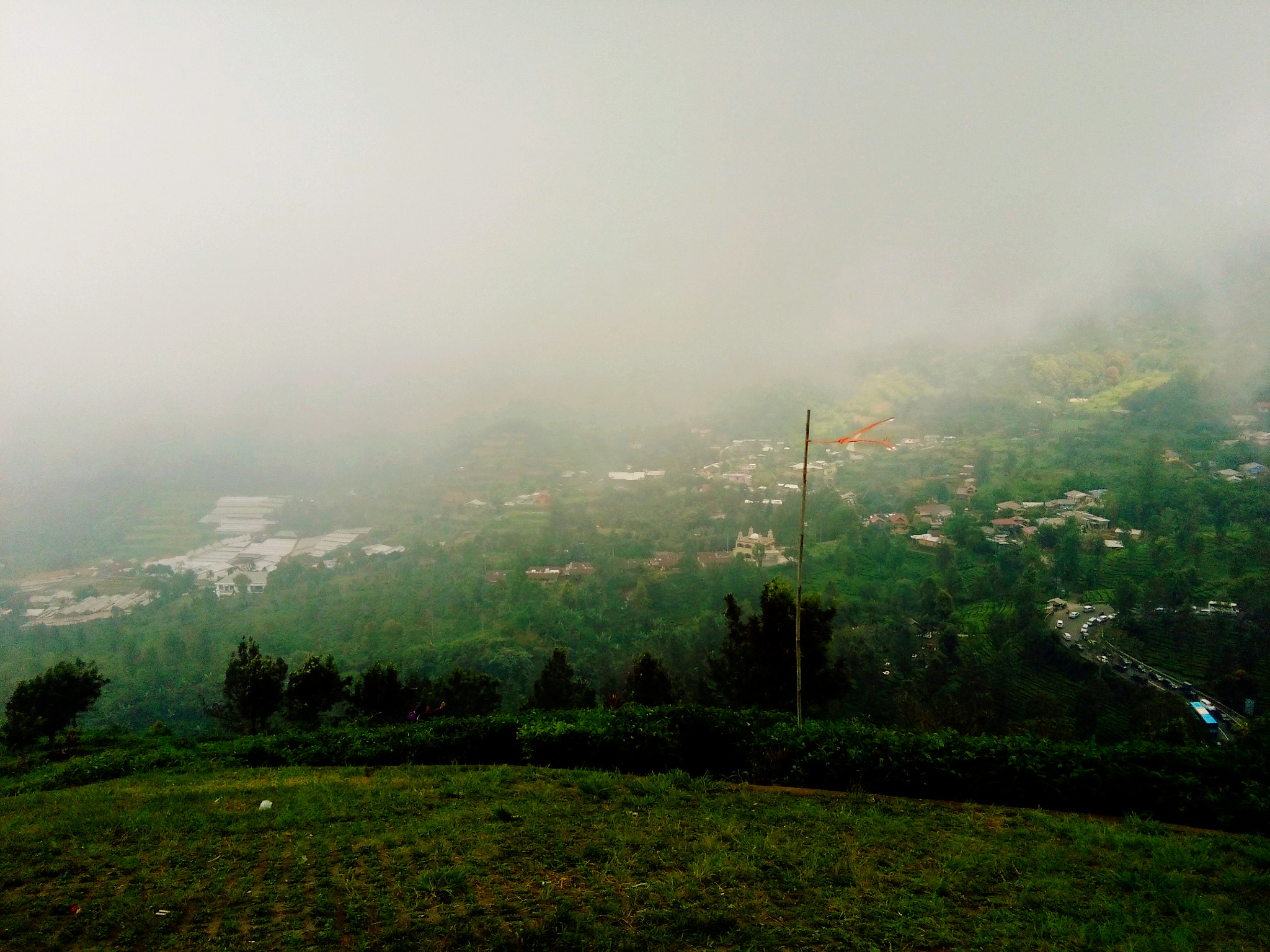 vivo Y28 sample photo. Flying site photography