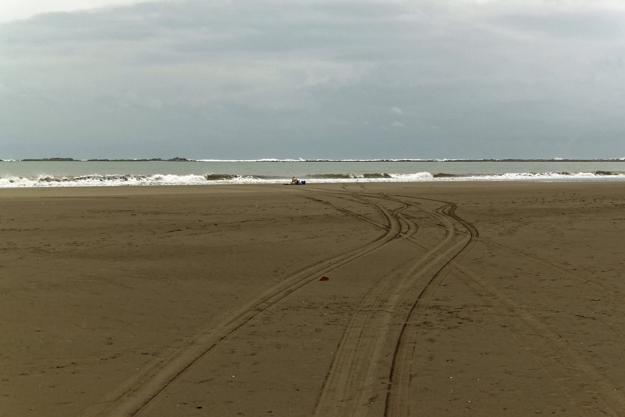 Canon EF-S 18-55mm F3.5-5.6 sample photo. Costa rican beach photography