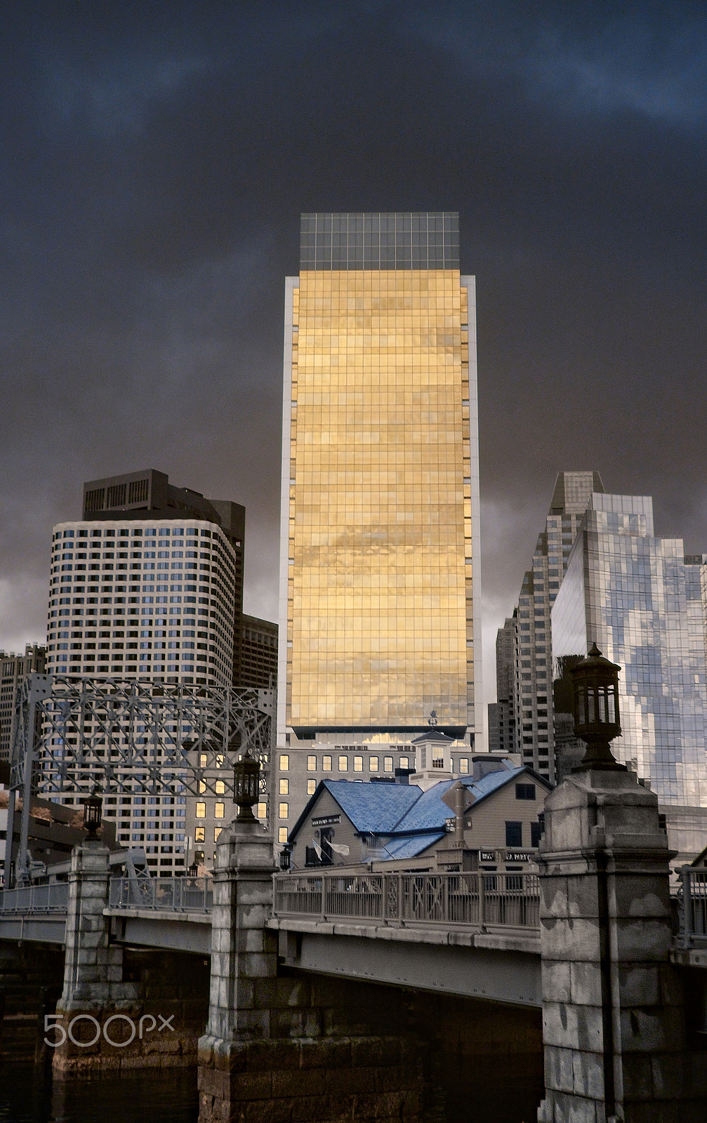 Nikon D70s sample photo. Tower of gold photography
