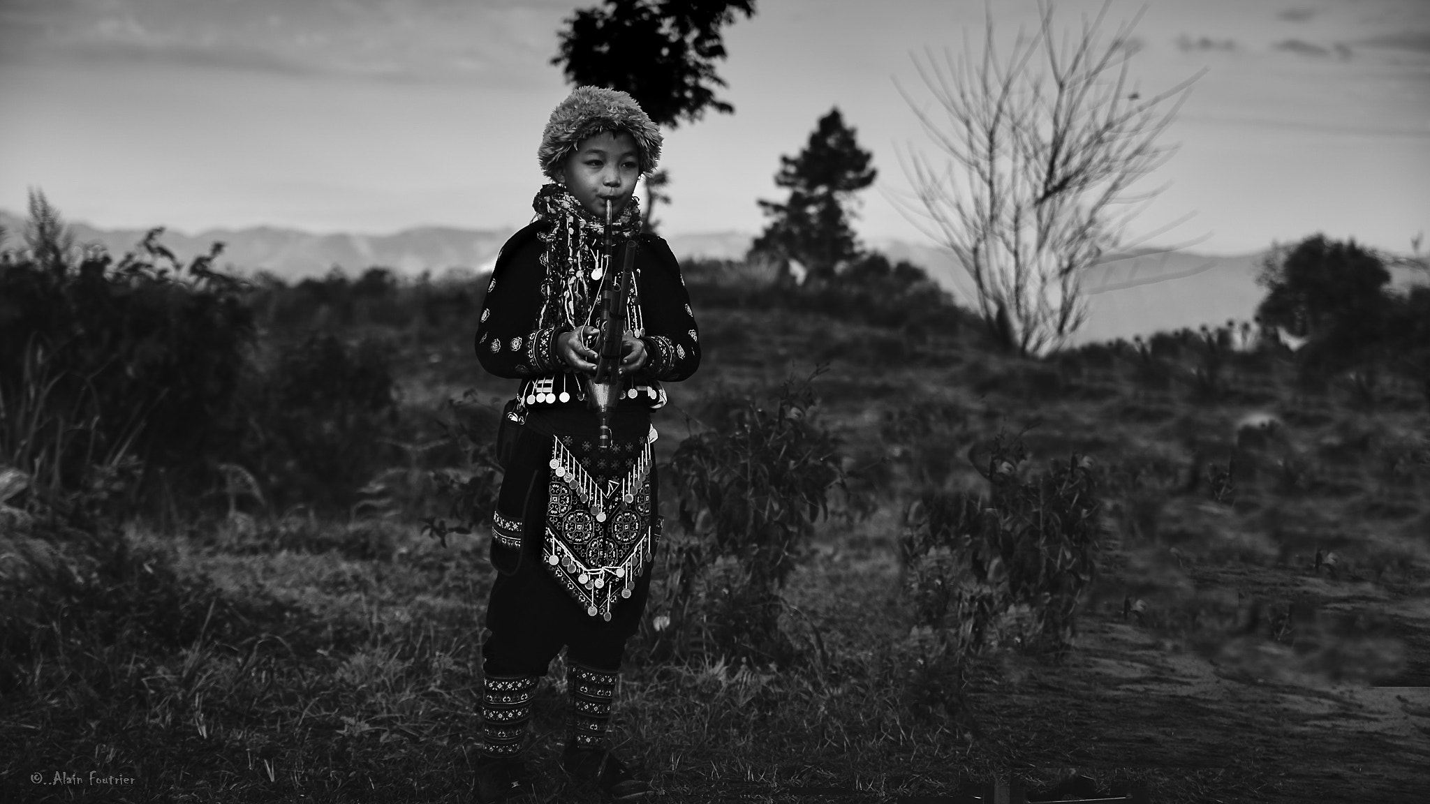Nikon Df sample photo. Musician mountain photography