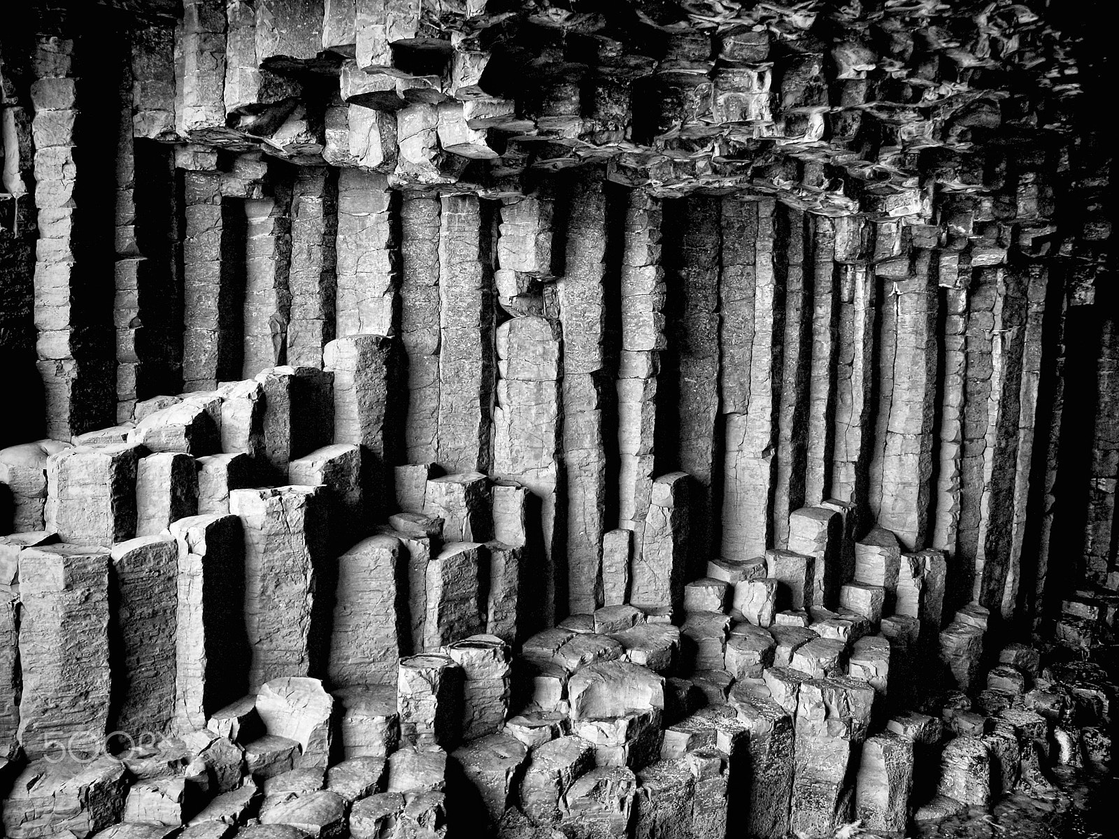 Olympus E-30 + OLYMPUS 14-54mm Lens sample photo. Fingal's cave photography