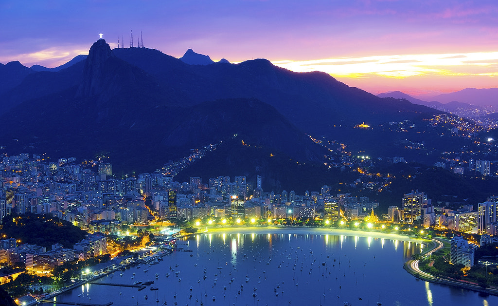 Fujifilm X-E2 + Fujifilm XF 18-135mm F3.5-5.6 R LM OIS WR sample photo. Botafogo bay photography