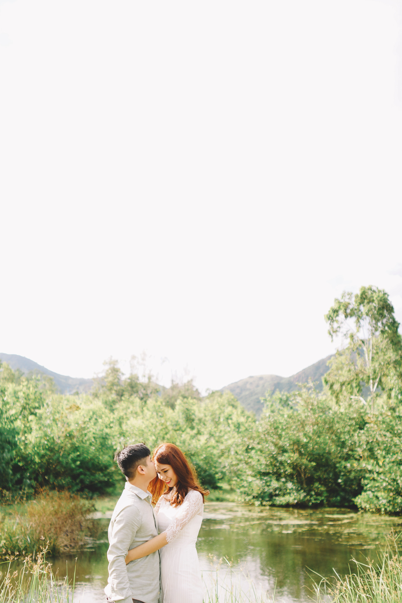 Sony a99 II + Sony 35mm F1.4 G sample photo. Pre wedding dinh-binh photography