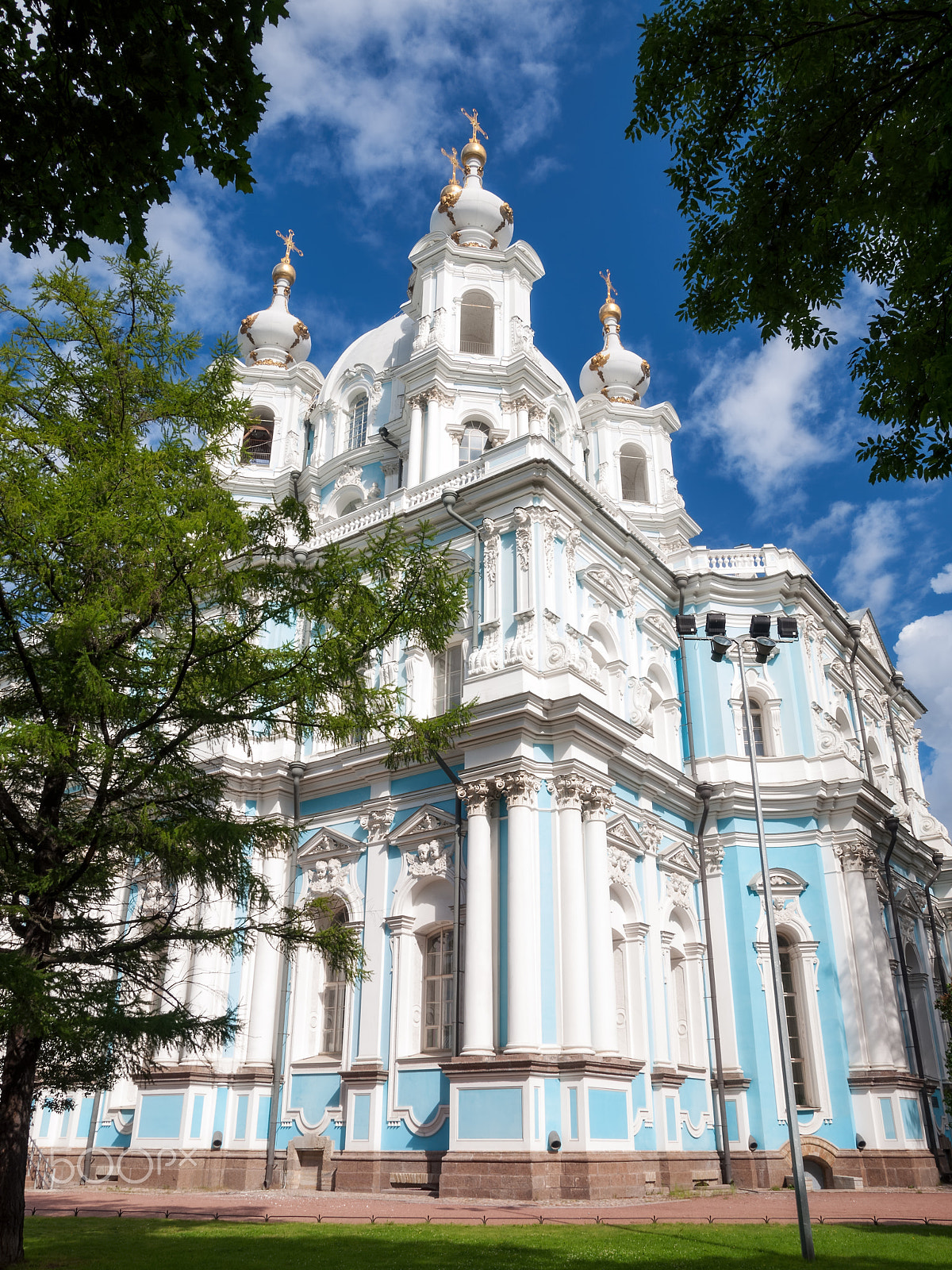 Olympus E-30 sample photo. Smolny cathedral in saint-petersburg photography