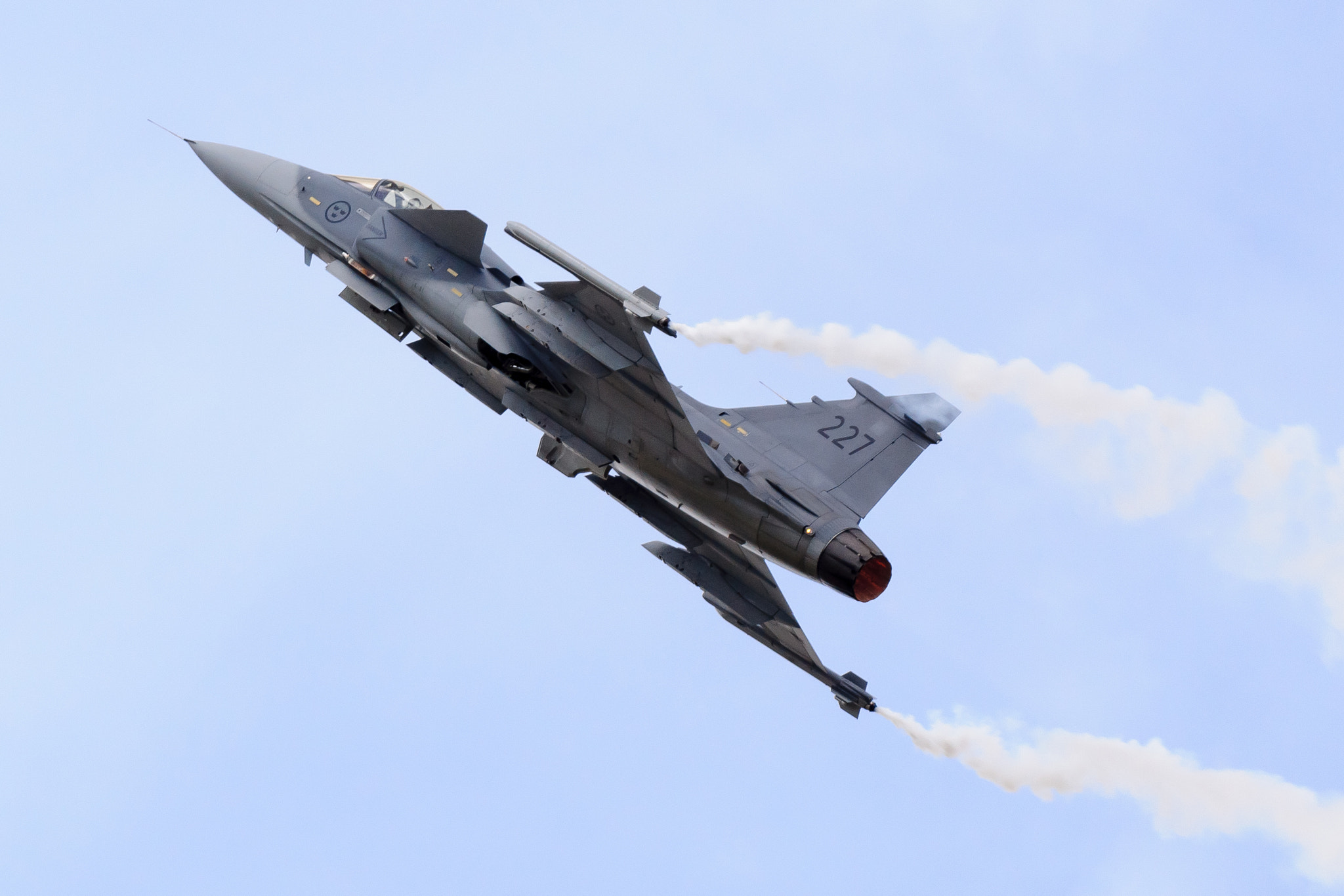 Sony 70-300mm F4.5-5.6 G SSM sample photo. Saab gripen photography