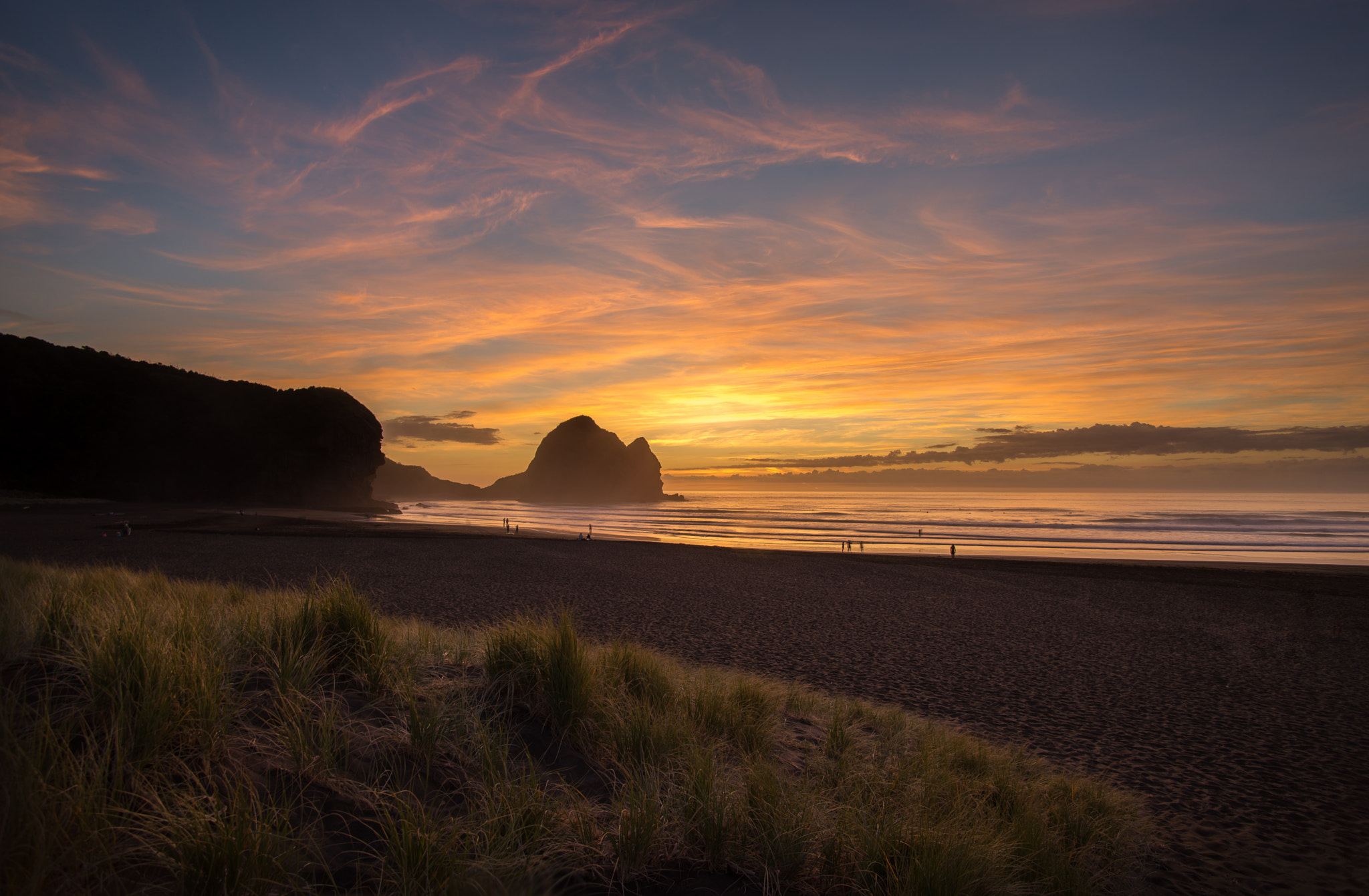 Nikon D600 sample photo. Piha fire part 2 photography