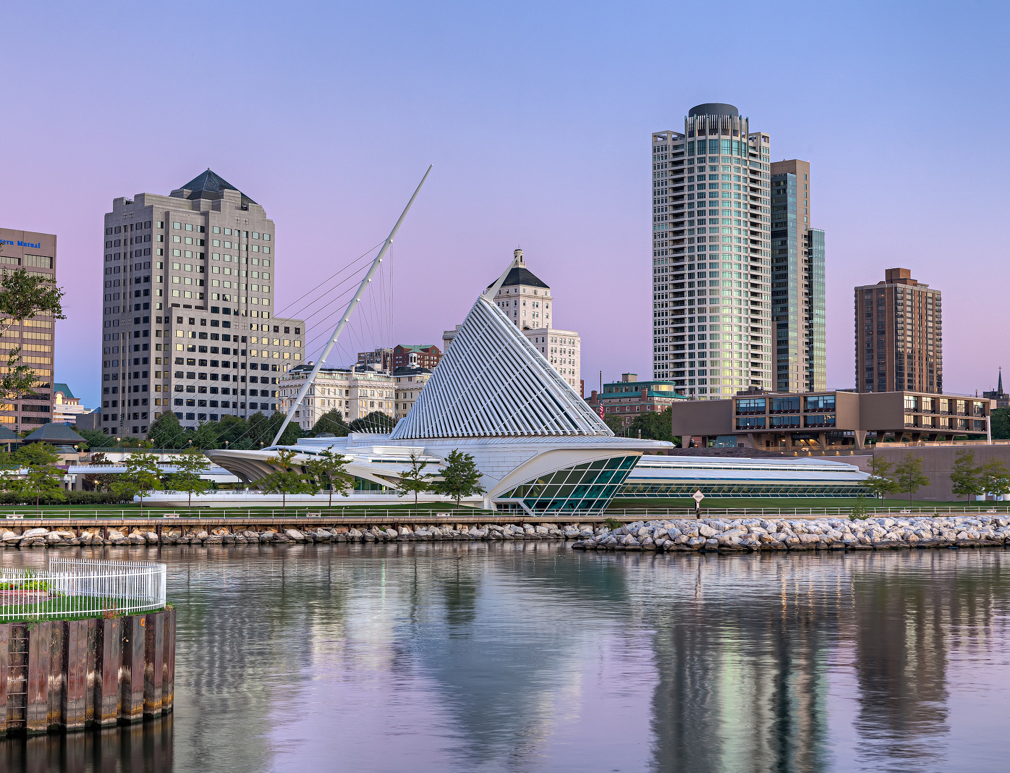 Milwaukee's Lakefront by Brian Behling Photo 13900893 / 500px