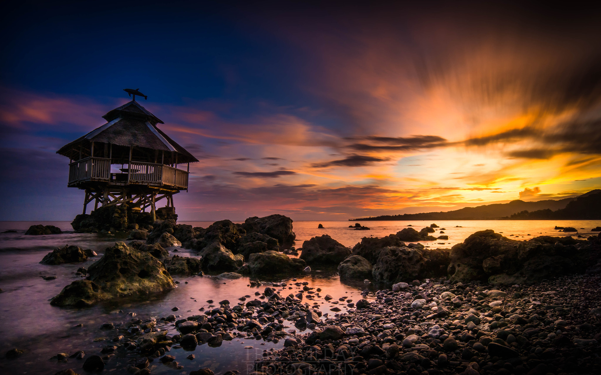 Samsung NX300 + Samsung NX 12-24mm F4-5.6 ED sample photo. Sunset philippines photography