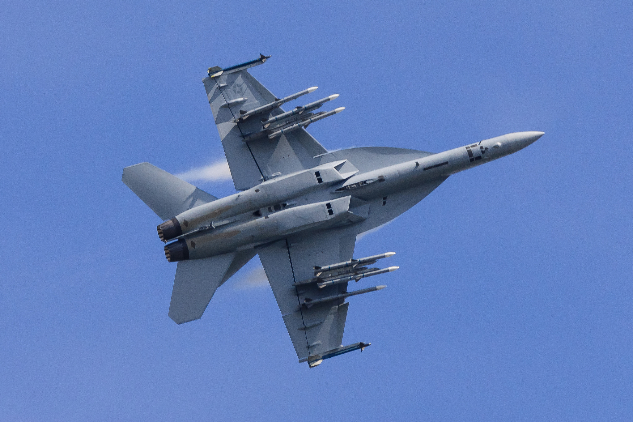 Sony 70-300mm F4.5-5.6 G SSM sample photo. Super hornet underside photography