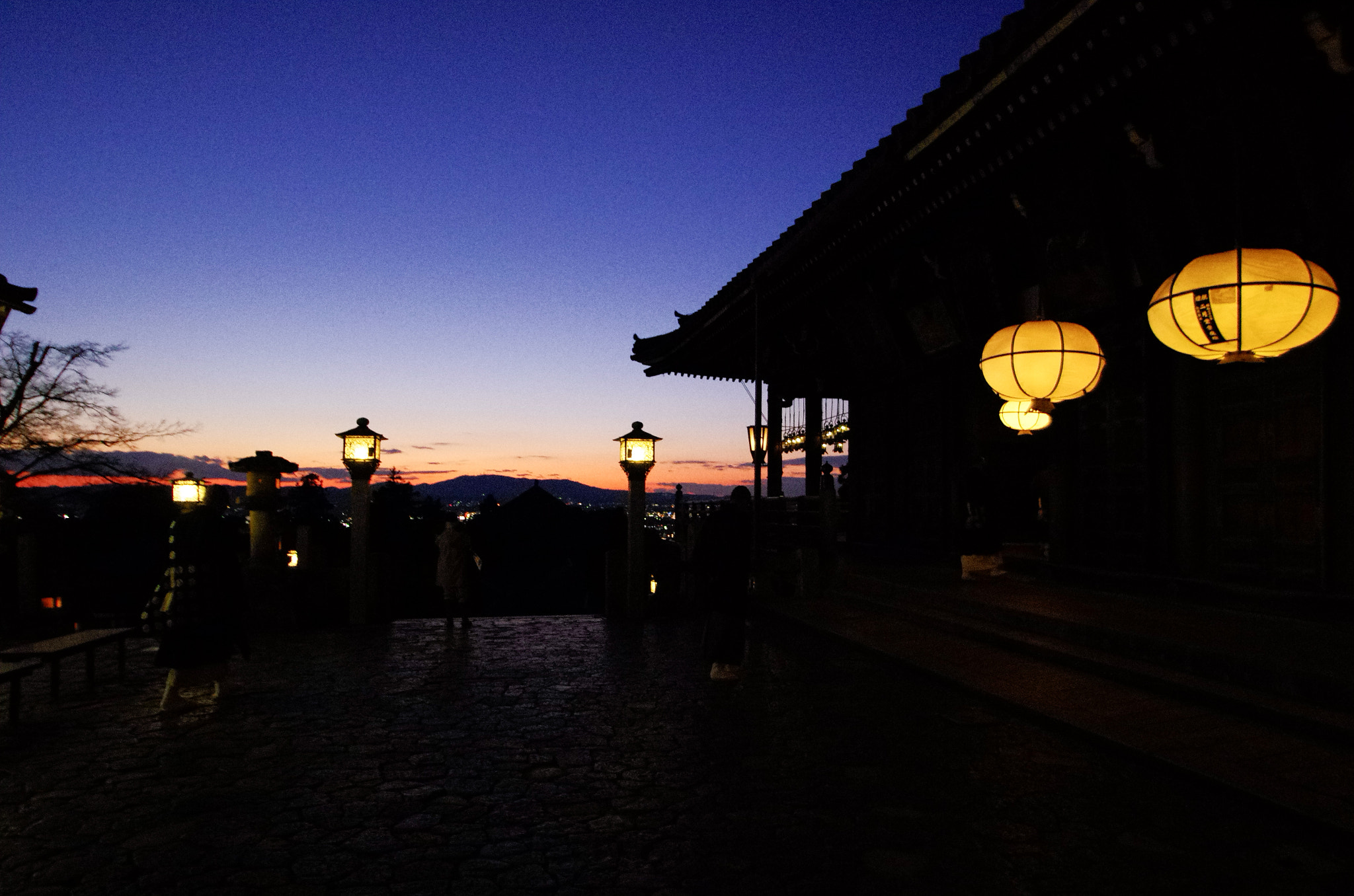 Pentax K-5 sample photo. 二月堂 photography