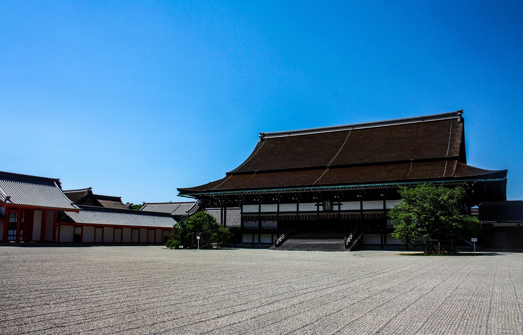 Canon EF-S 18-55mm F3.5-5.6 sample photo. Japan kyoto photography
