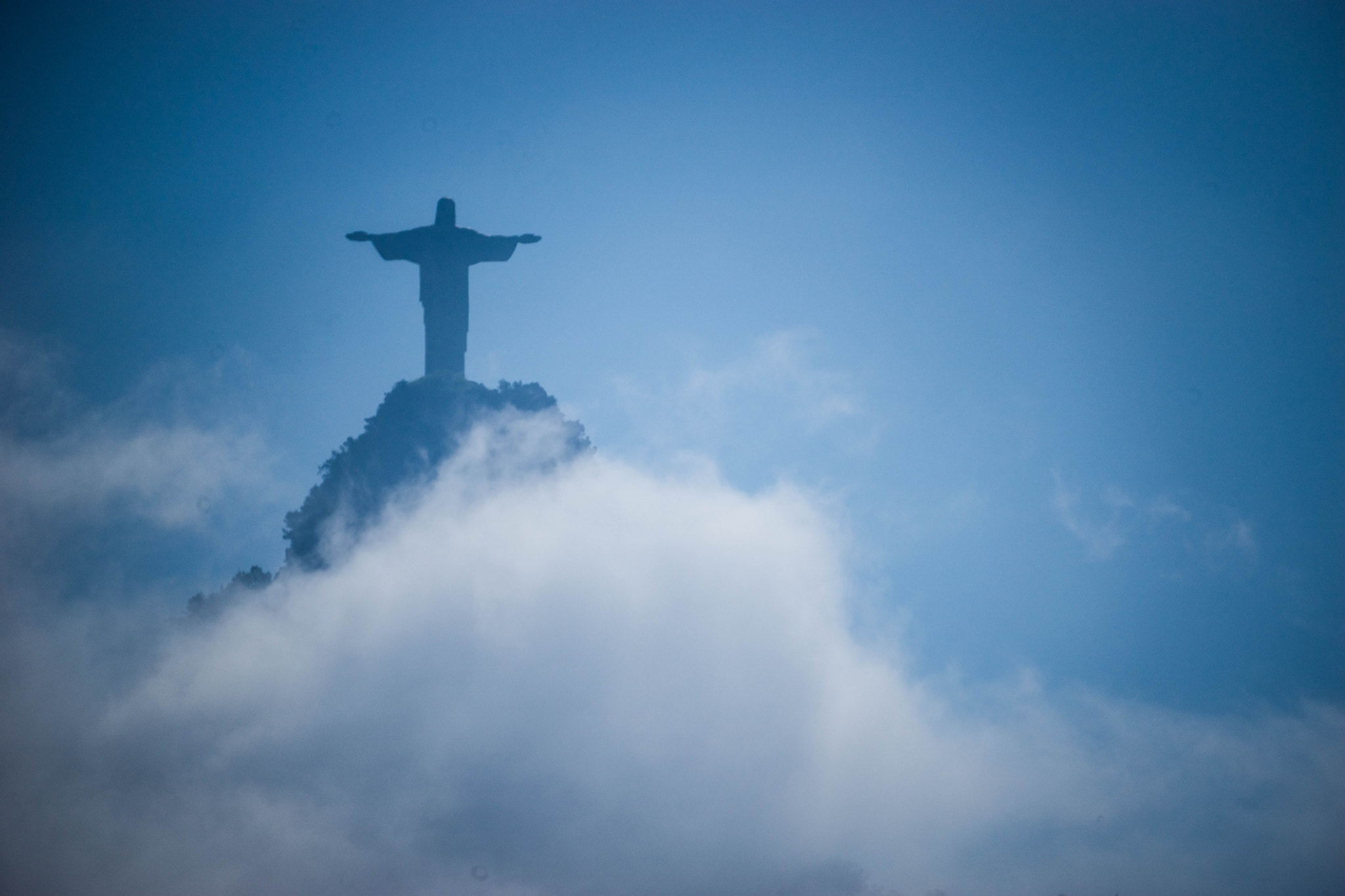 Sony a7 + Sony 500mm F8 Reflex sample photo. Christ in clouds photography