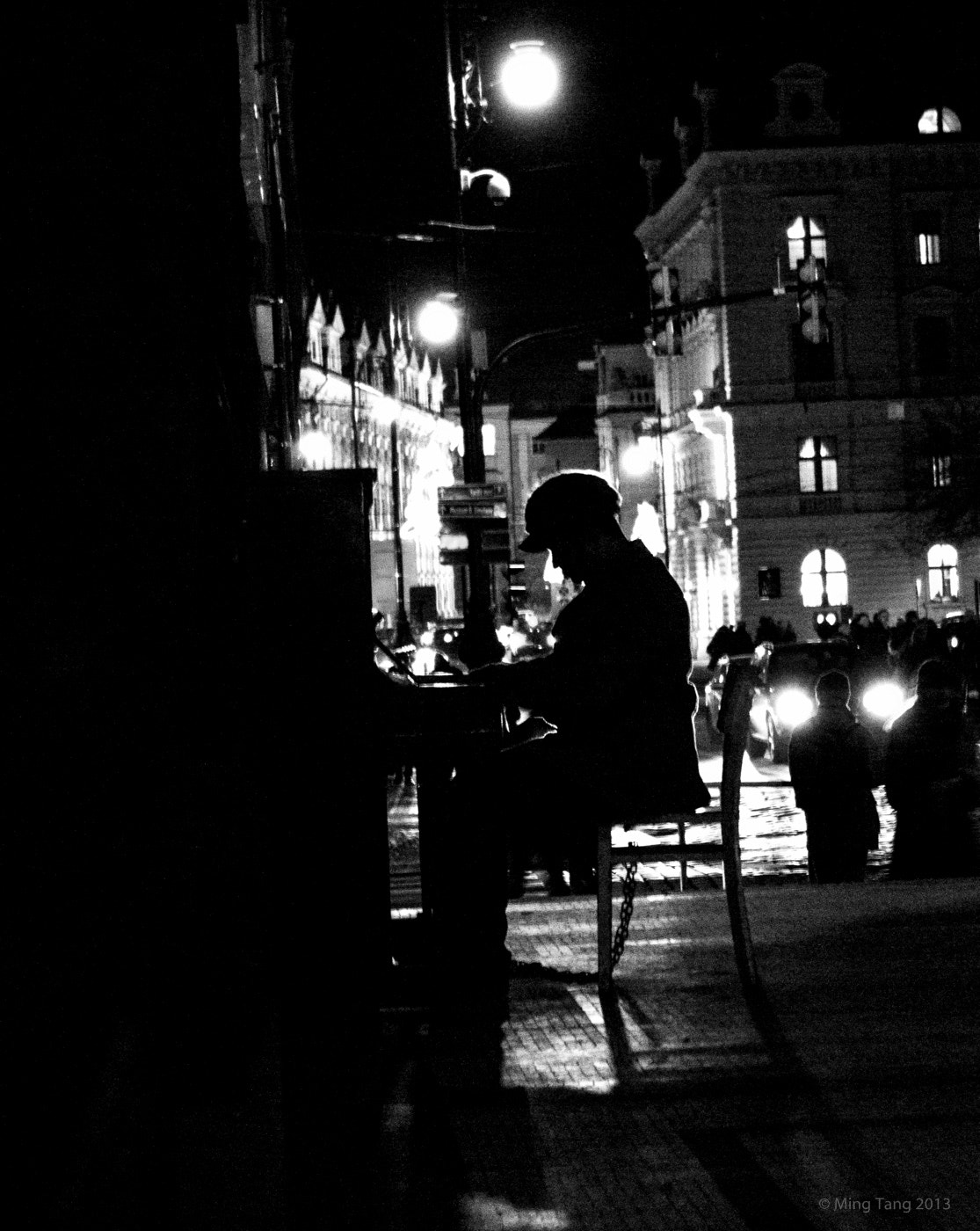 Pentax K10D sample photo. Street pianist photography