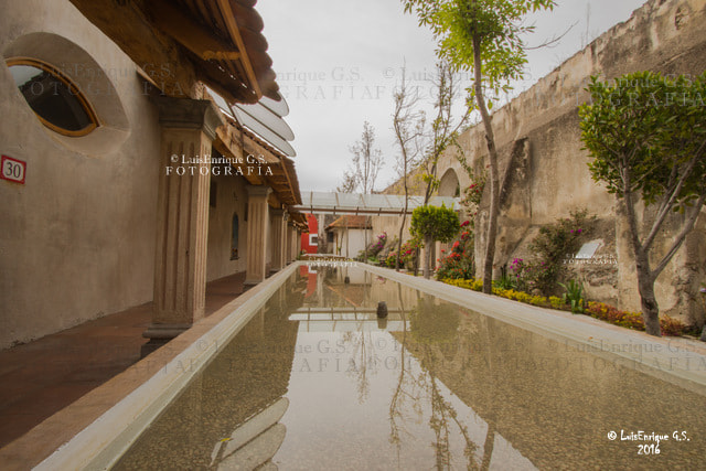 Canon EOS 700D (EOS Rebel T5i / EOS Kiss X7i) + Canon EF-S 10-22mm F3.5-4.5 USM sample photo. Reflejos en el interior de la hacienda soltepec - tlaxcala - méxico photography