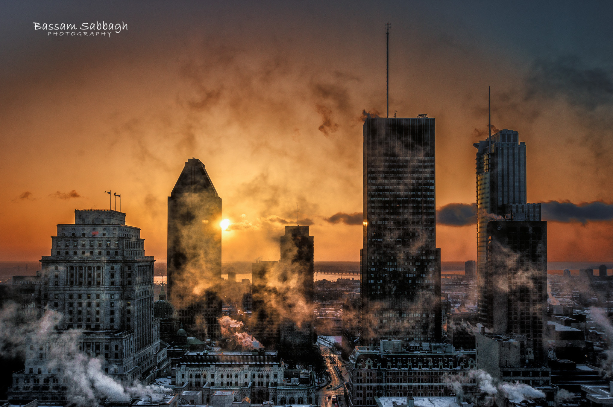 Sony E 18-200mm F3.5-6.3 OSS LE sample photo. Montreal winter glow photography