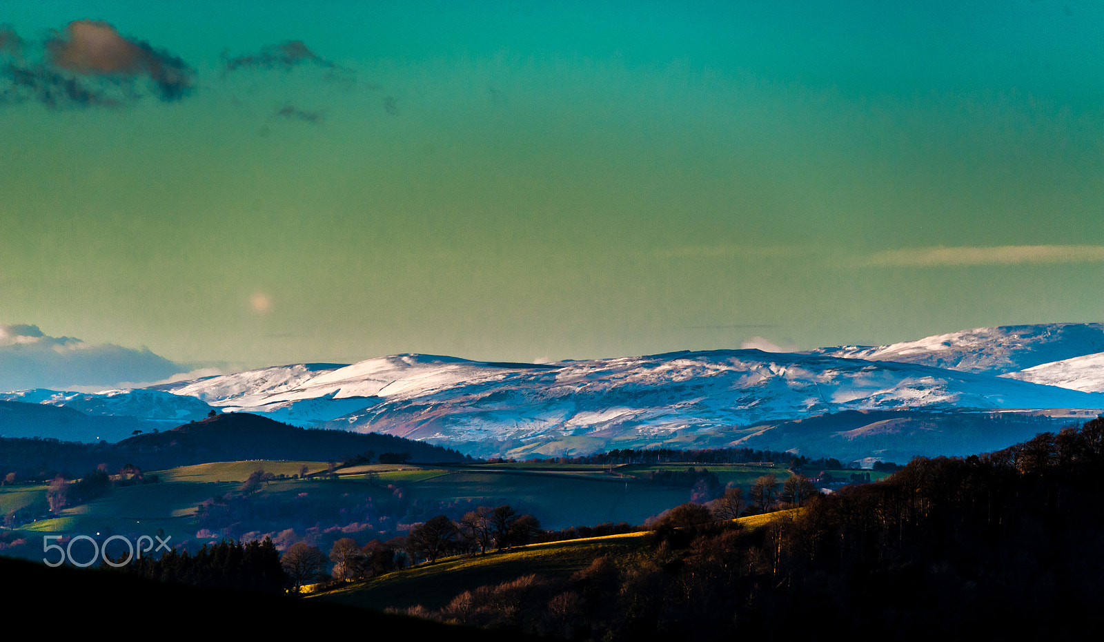 Sigma 150-500mm F5-6.3 DG OS HSM sample photo. Bit cold over there photography
