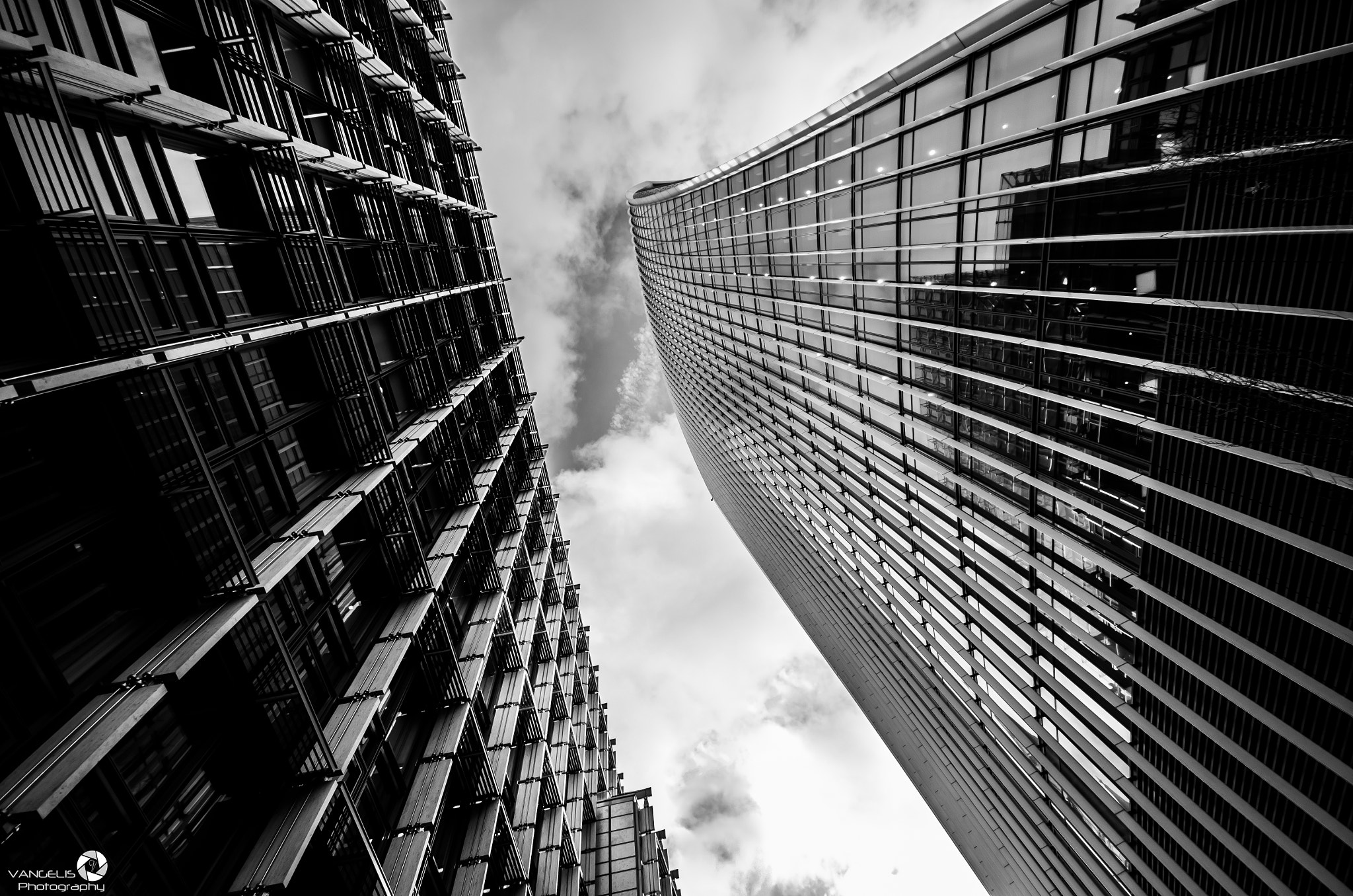 Sigma AF 10-20mm F4-5.6 EX DC sample photo. Scratching the sky! photography