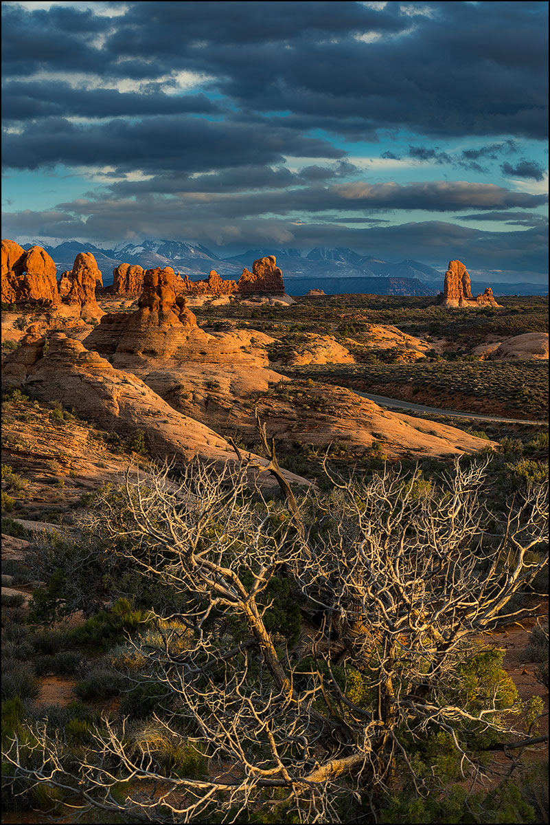Nikon D800E + AF Zoom-Nikkor 70-210mm f/4 sample photo. Arches national park photography