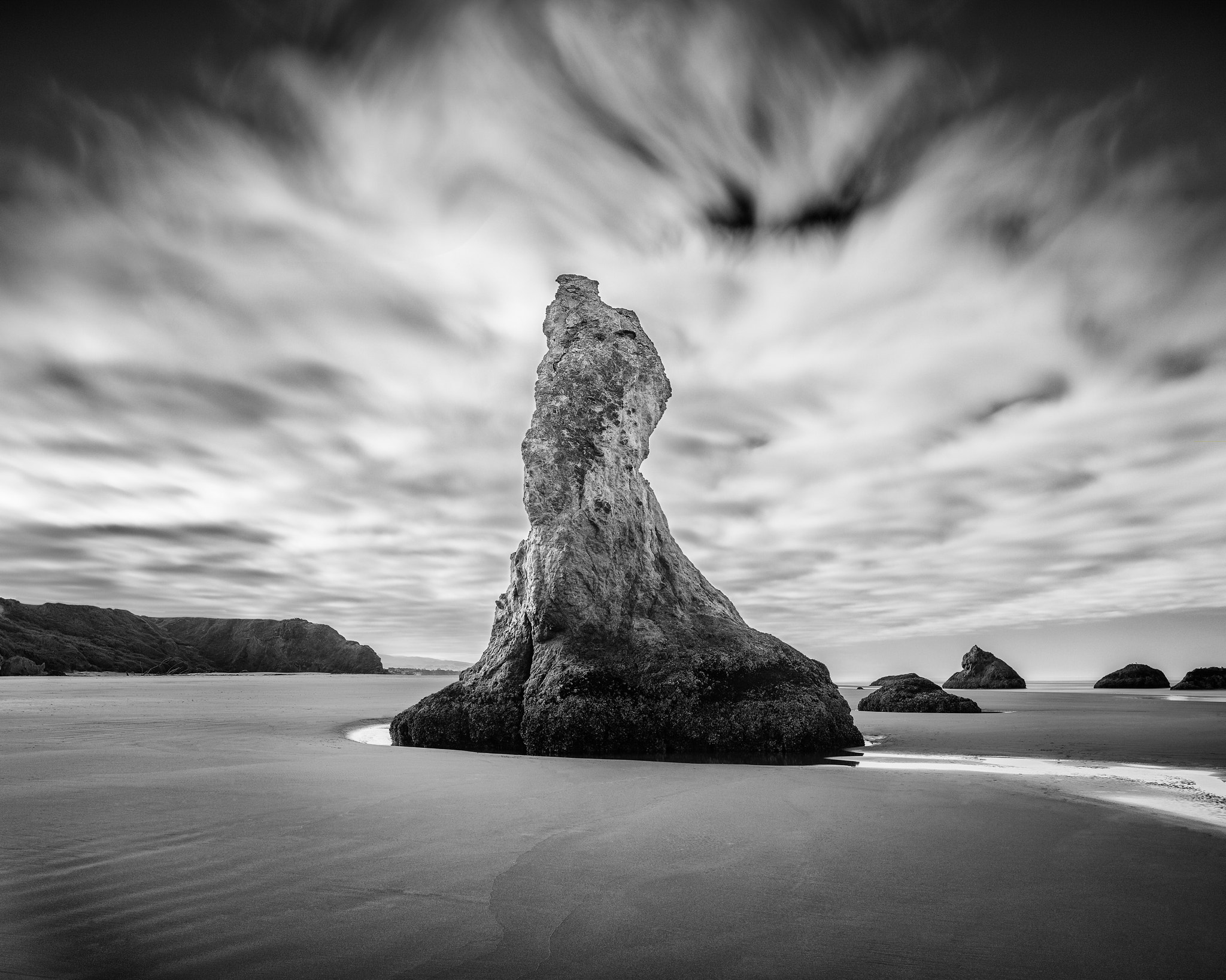 Canon TS-E 24.0mm f/3.5 L II sample photo. Lone sea stack - bandon, oregon (0315) photography
