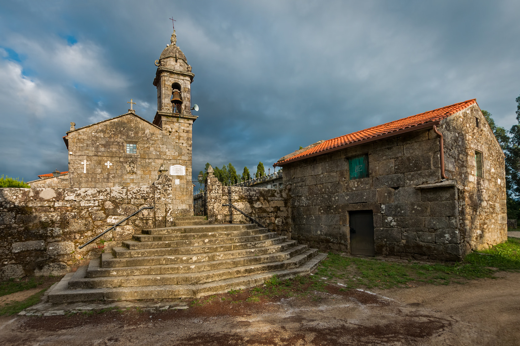 Sony Alpha DSLR-A700 + Sigma 10-20mm F3.5 EX DC HSM sample photo. San juan de baión photography