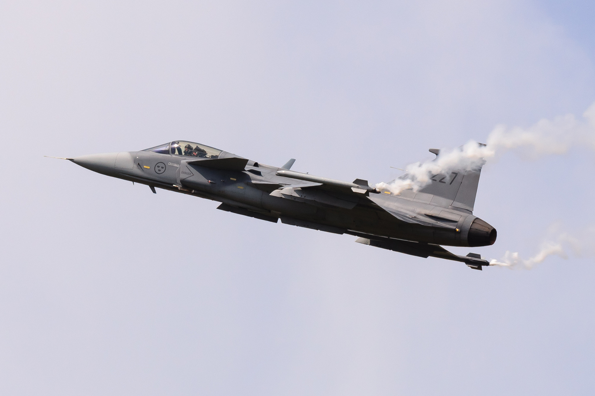 Sony 70-300mm F4.5-5.6 G SSM sample photo. Gripen flyby photography