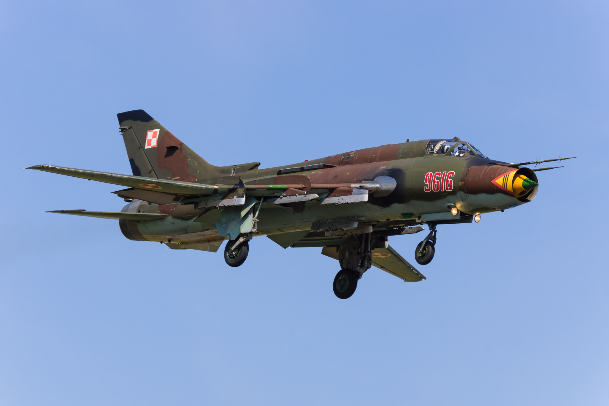 Sony 70-300mm F4.5-5.6 G SSM sample photo. Su-22 fitter photography